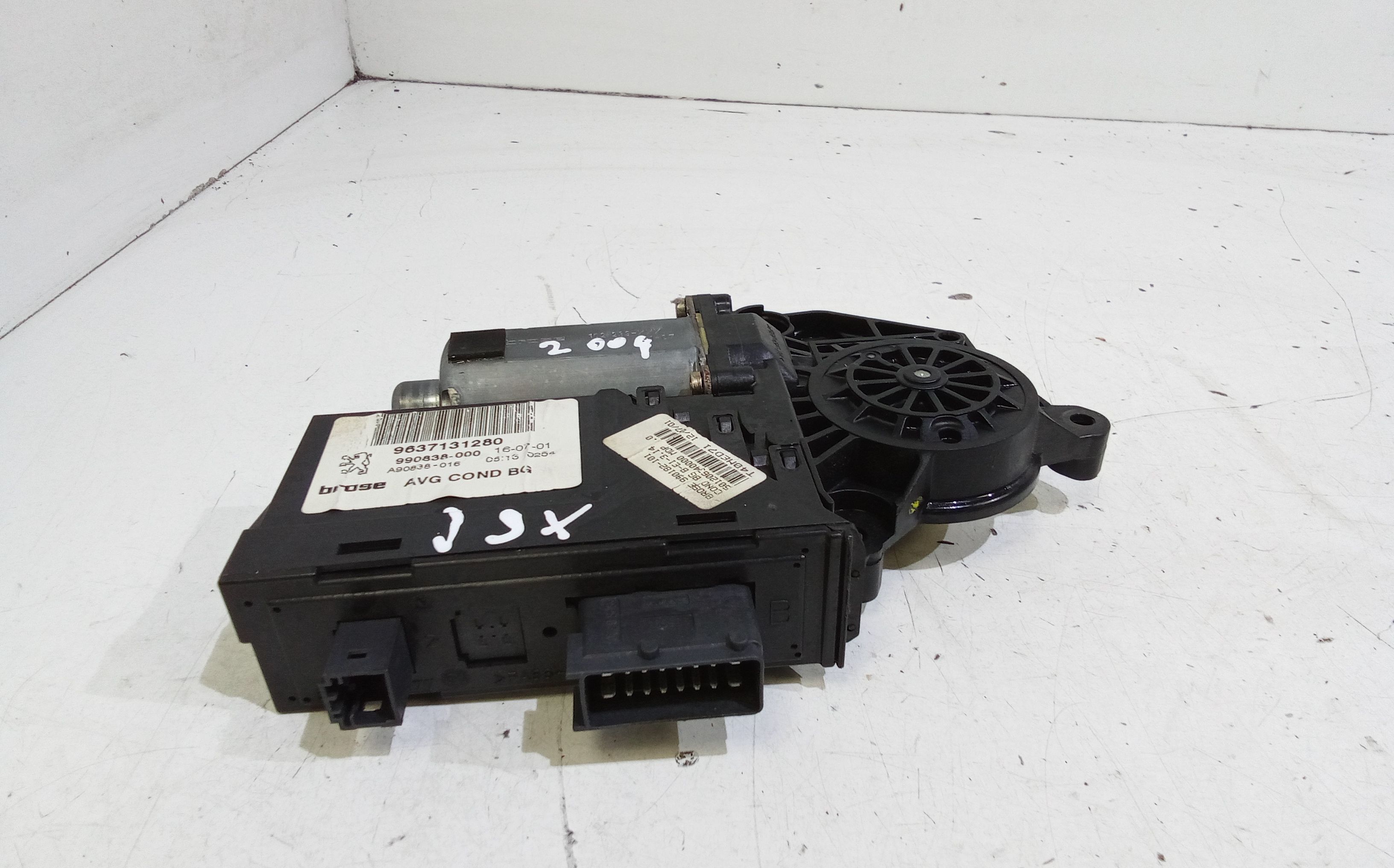 Motorino Alzacristallo Porta Ant. Sinistro 9221CA Usato