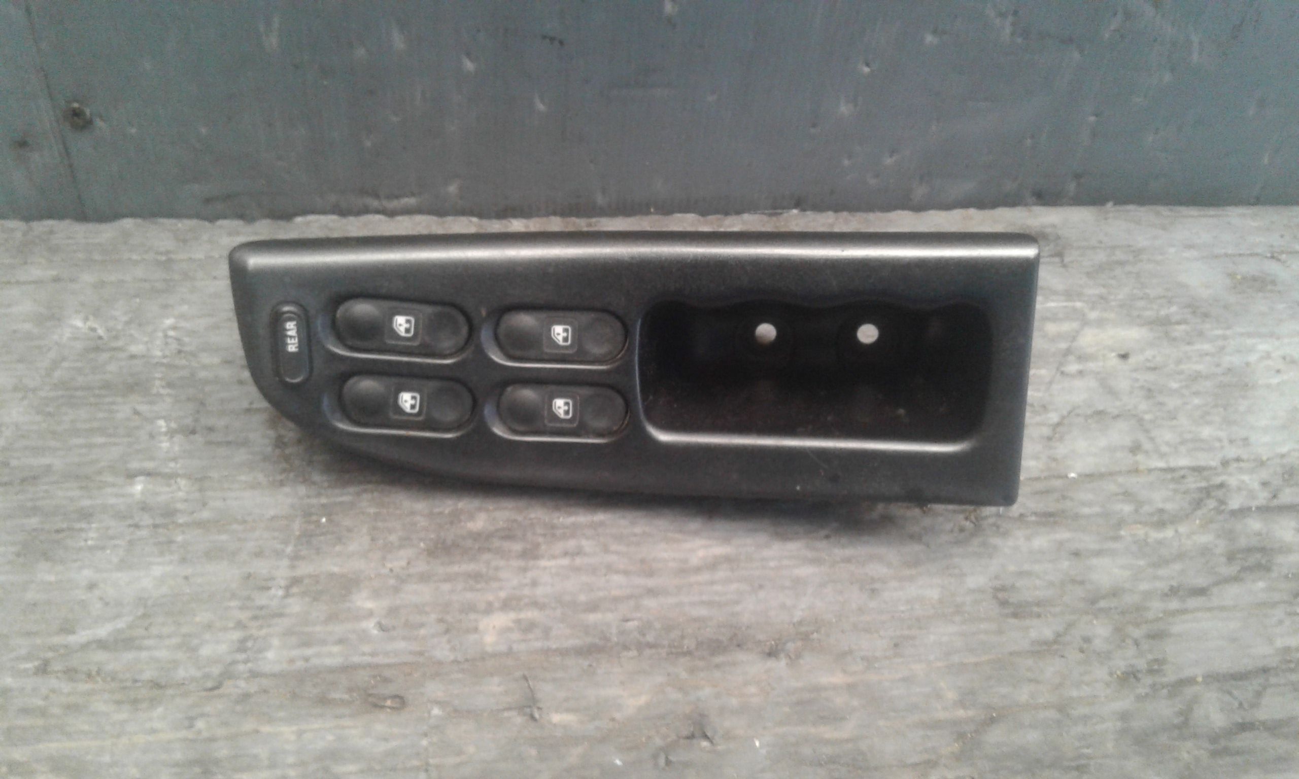 Interruttore Alzacristalli Porta Ant. Sinistro Usato