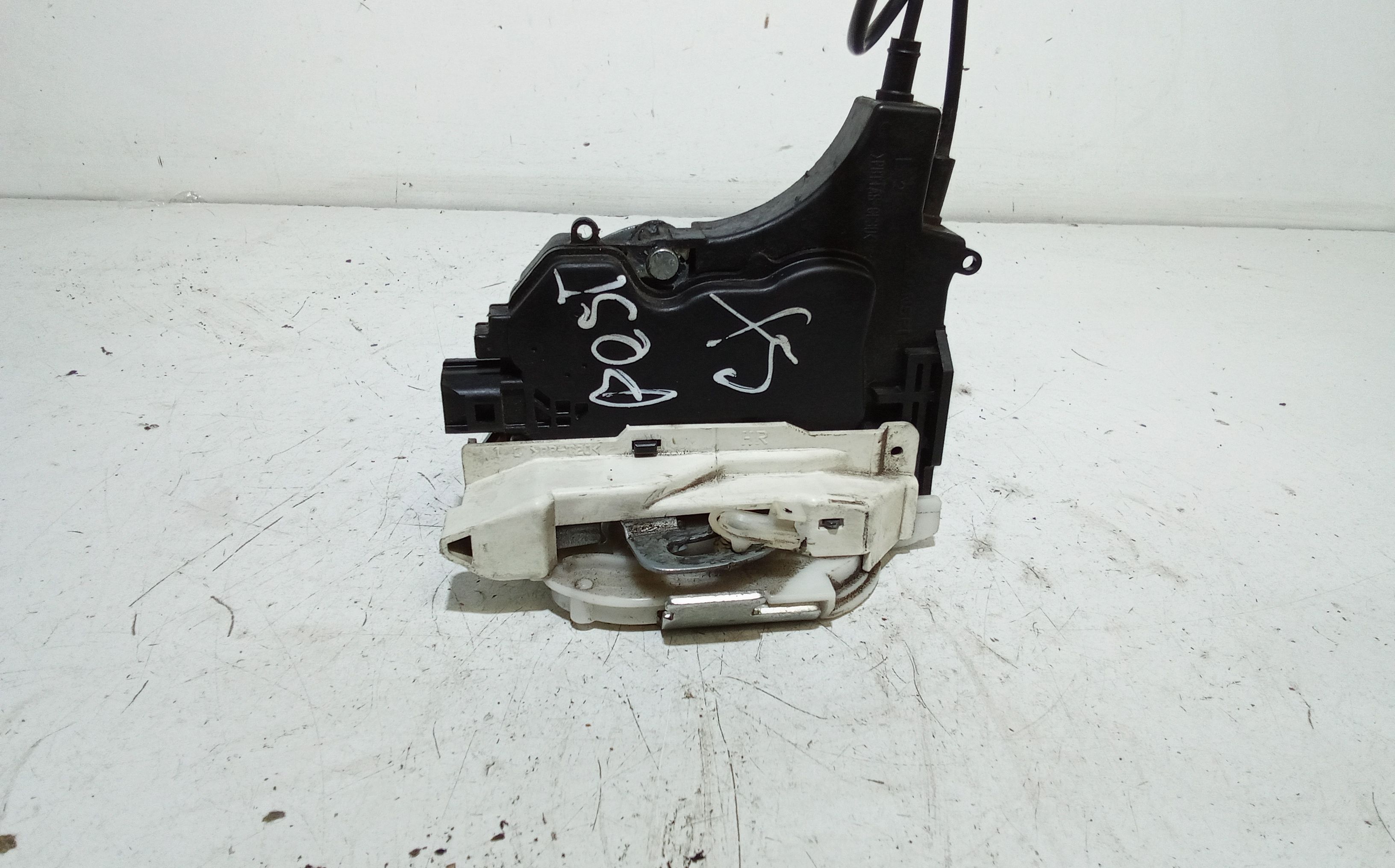 Serratura Porta Post. Sinistro MN145875 Usato