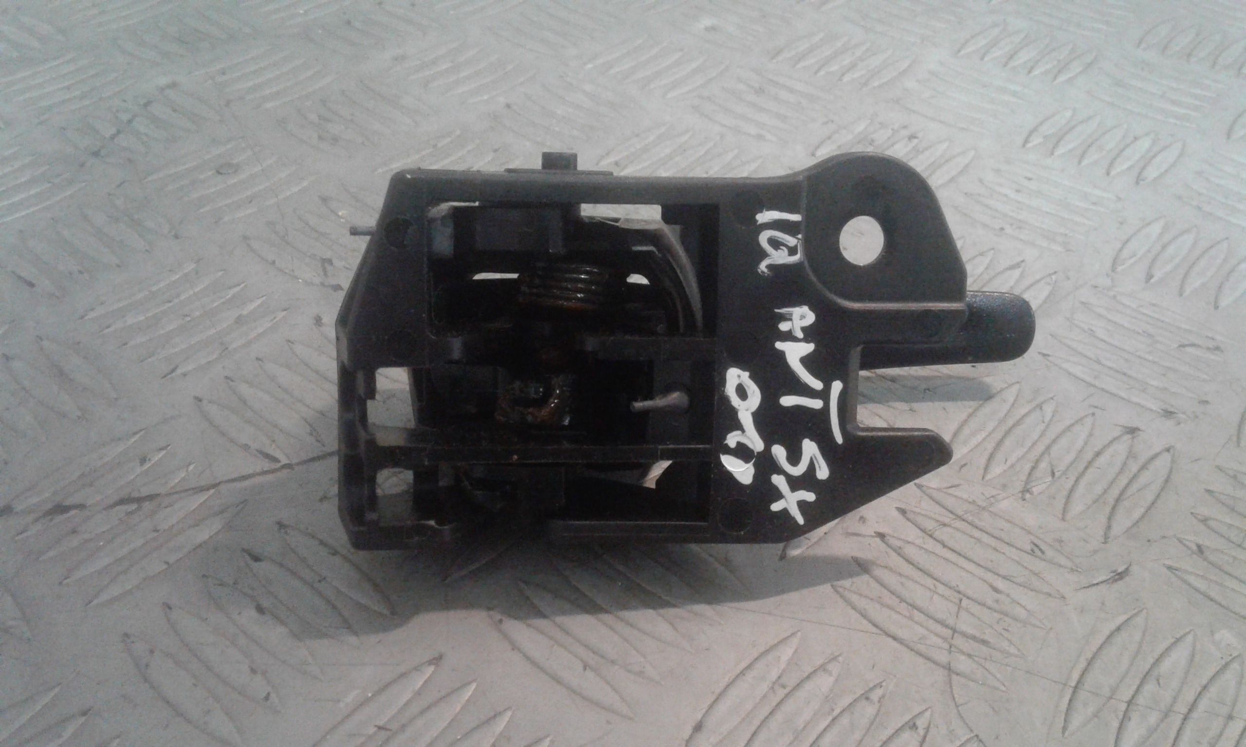 Maniglia Int. Apertura Porta Ant. Sinistro 6920612230C1 Usato