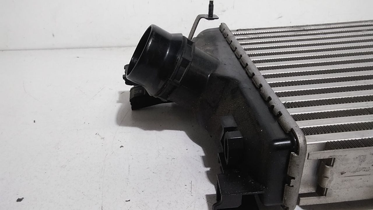 Scambiatore Aria/aria 144961019R Usato