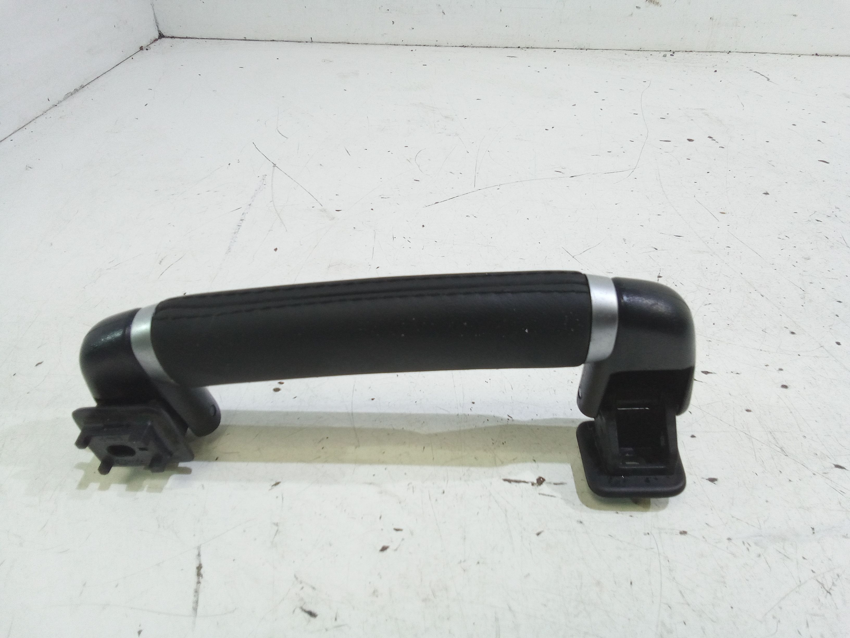 Maniglia Appiglio Porta Ant. Destro , Maniglia Appiglio Porta Ant. Sinistro , Maniglia Appiglio Porta Post. Destro , Maniglia Appiglio Porta Post. Sinistro Usato