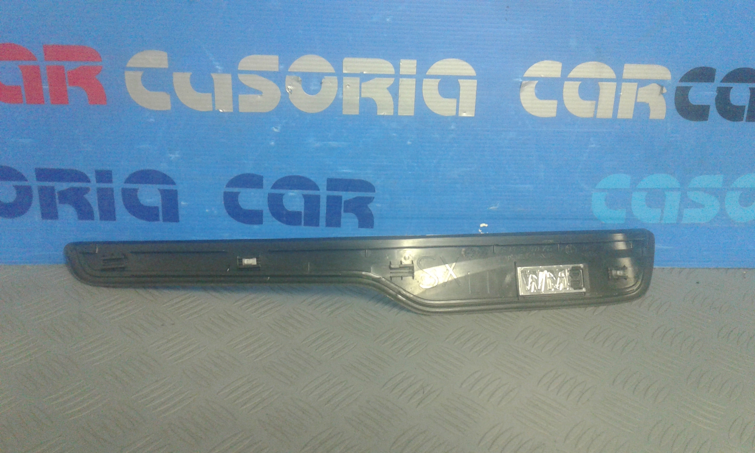 Rivestimento Int. Battitacco Post. Sx Usato