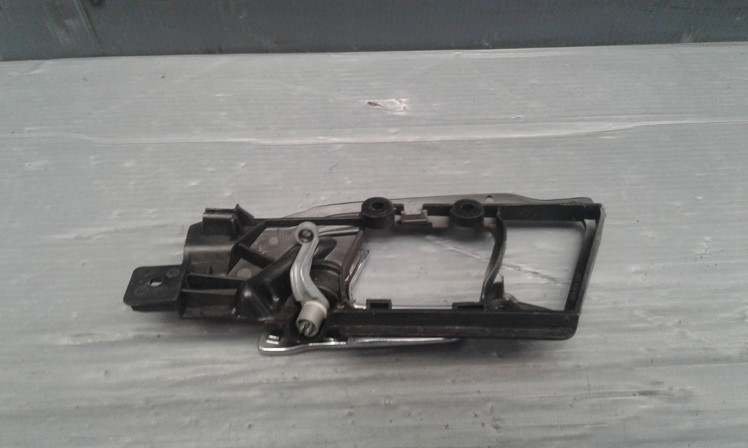 Maniglia Int. Apertura Porta Ant. Destro Usato