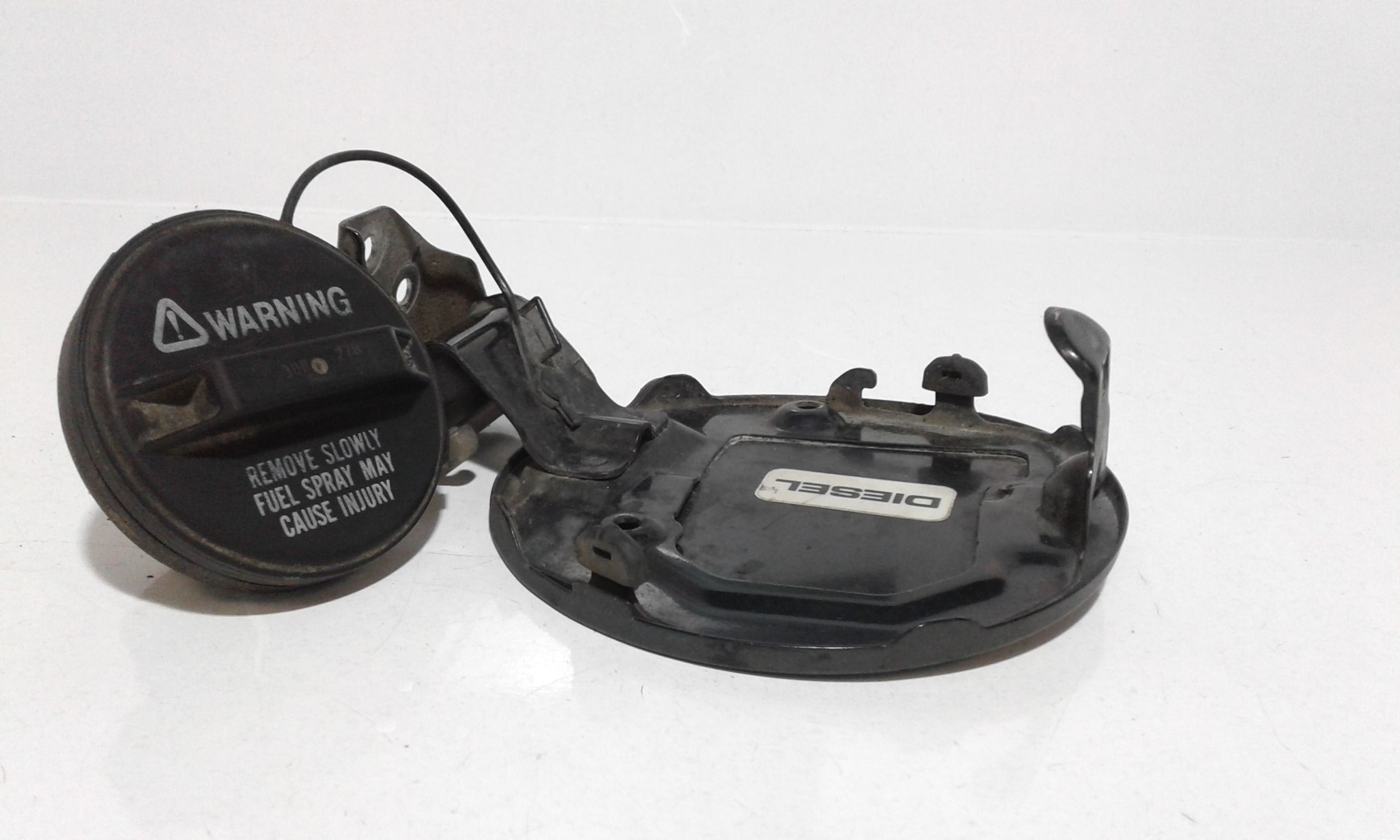 Sportello Carburante 6485063J11000 Usato