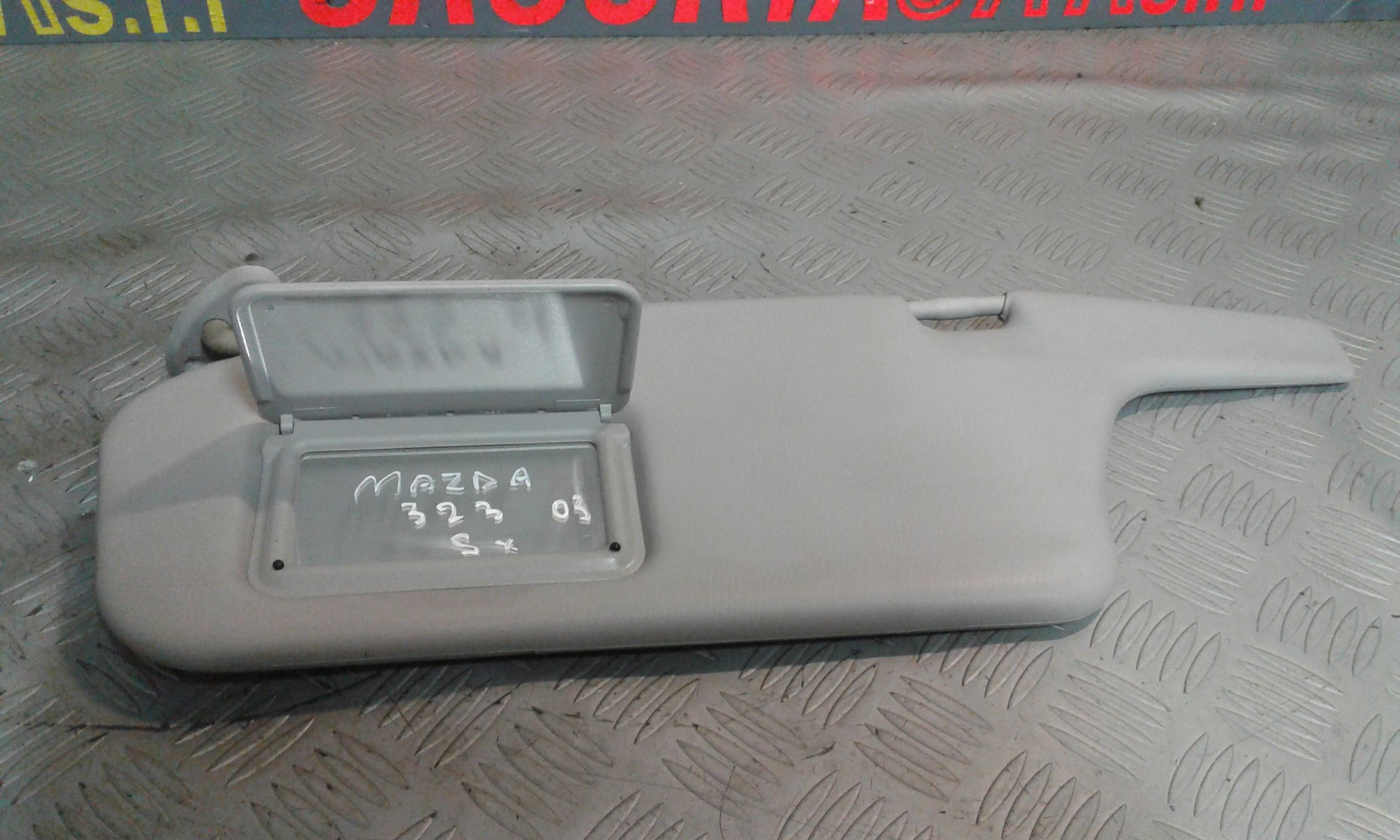 Aletta Parasole Parabrezza Sinistro Usato