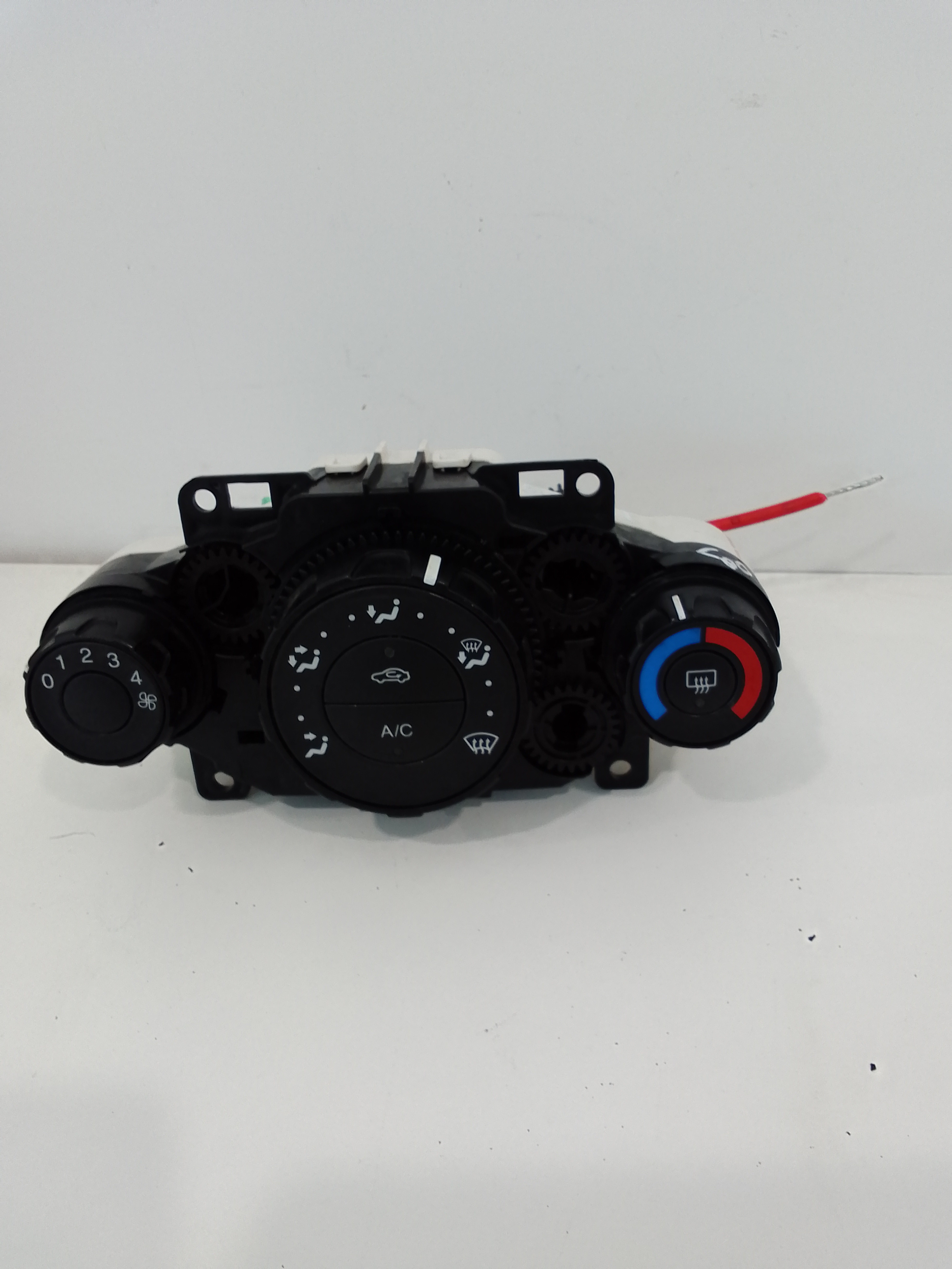 Blocco Comando Climatizzazione 1727642 Usato