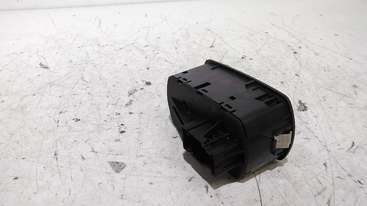 Interruttore Alzacristalli Porta Ant. Sinistro Usato