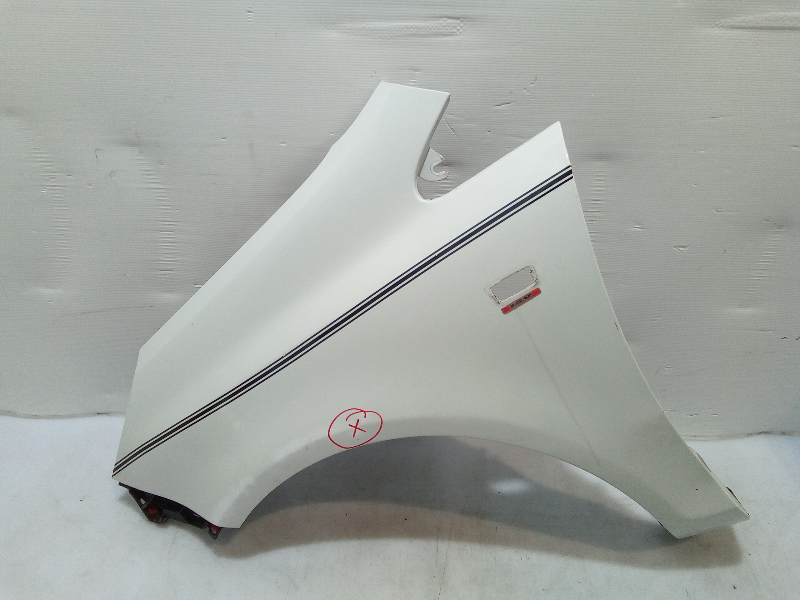 Parafango Ant. Sinistro 93189645 Usato