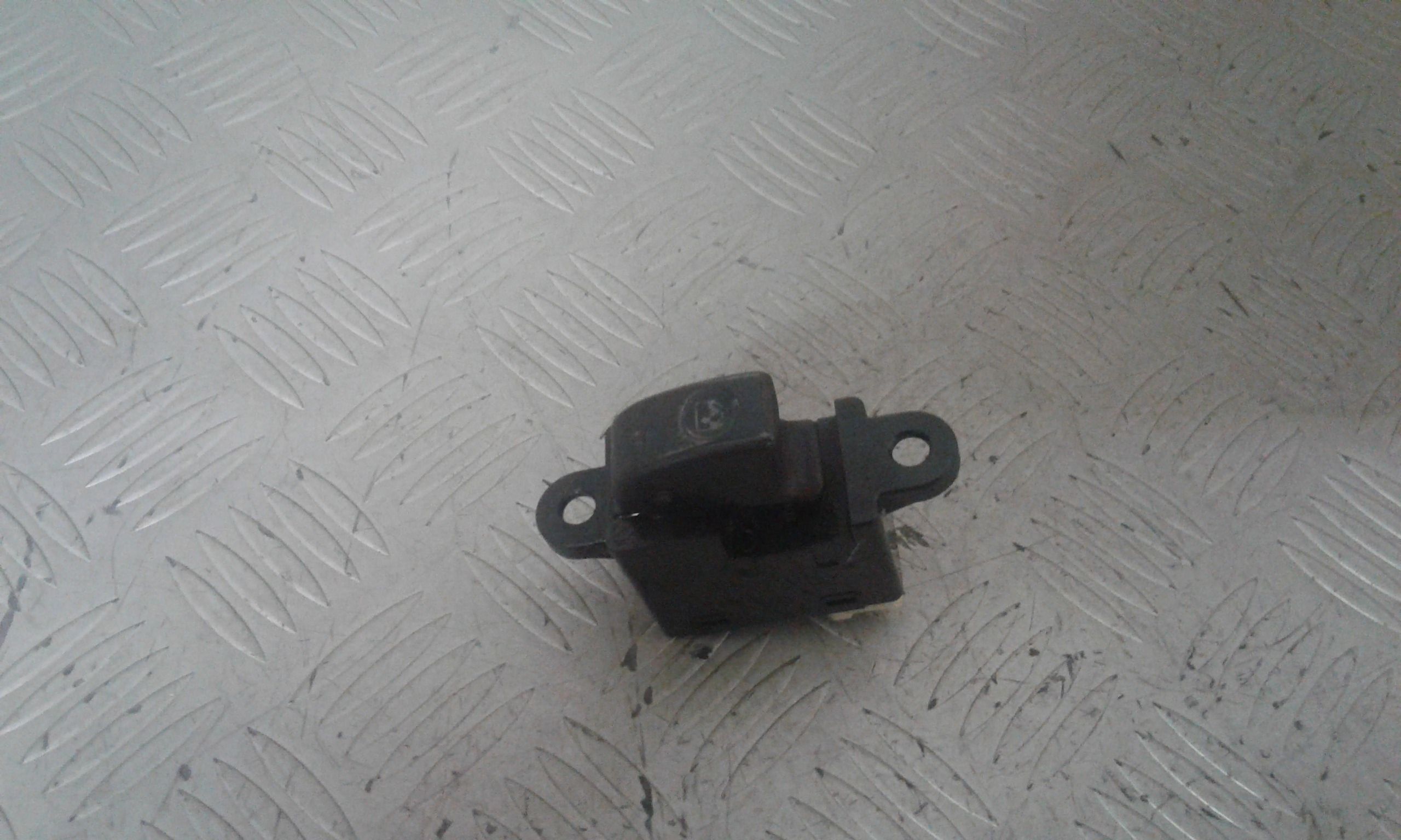 Interruttore Alzacristalli Porta Ant. Destro Usato