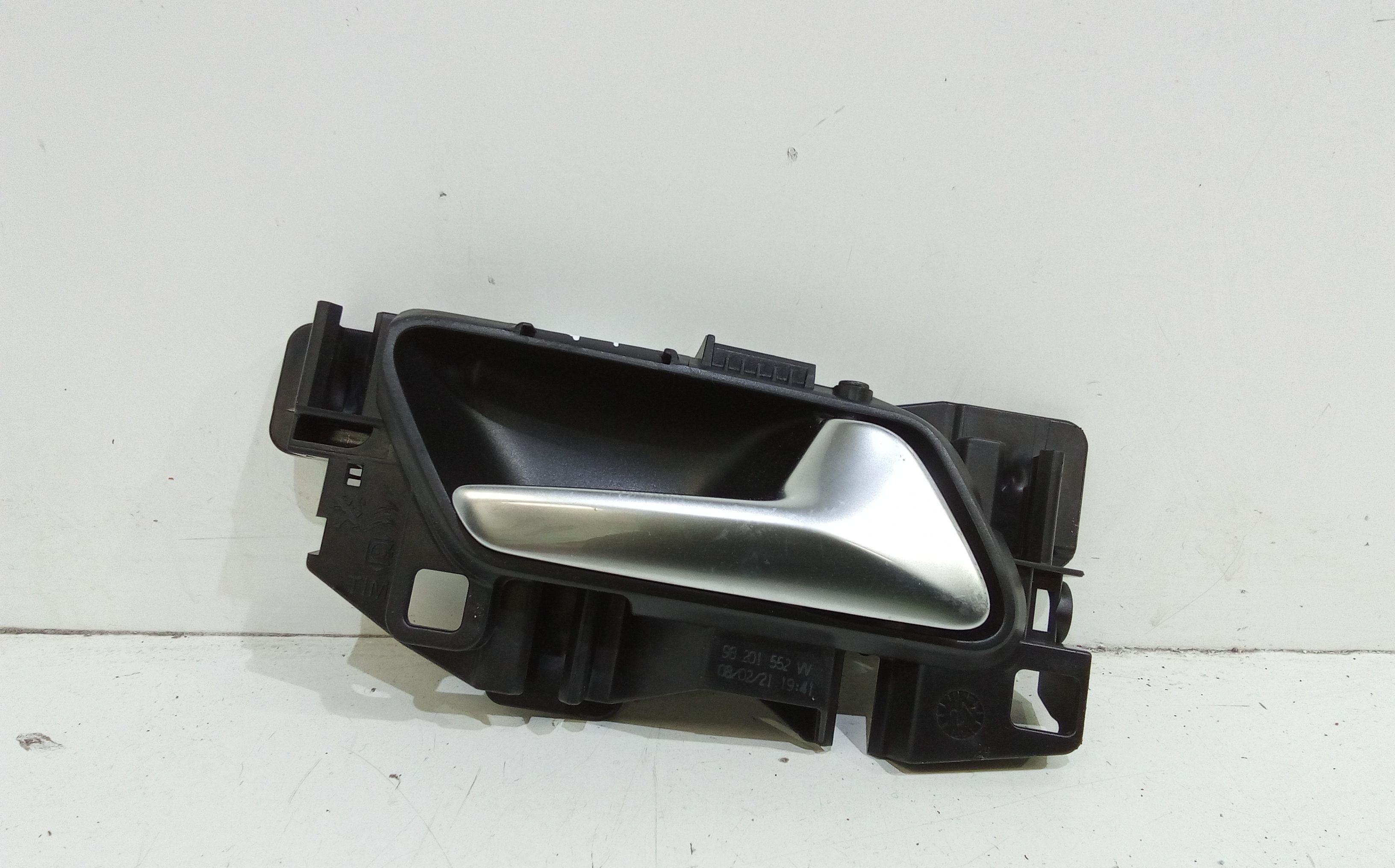 Maniglia Int. Apertura Porta Ant. Destro Usato