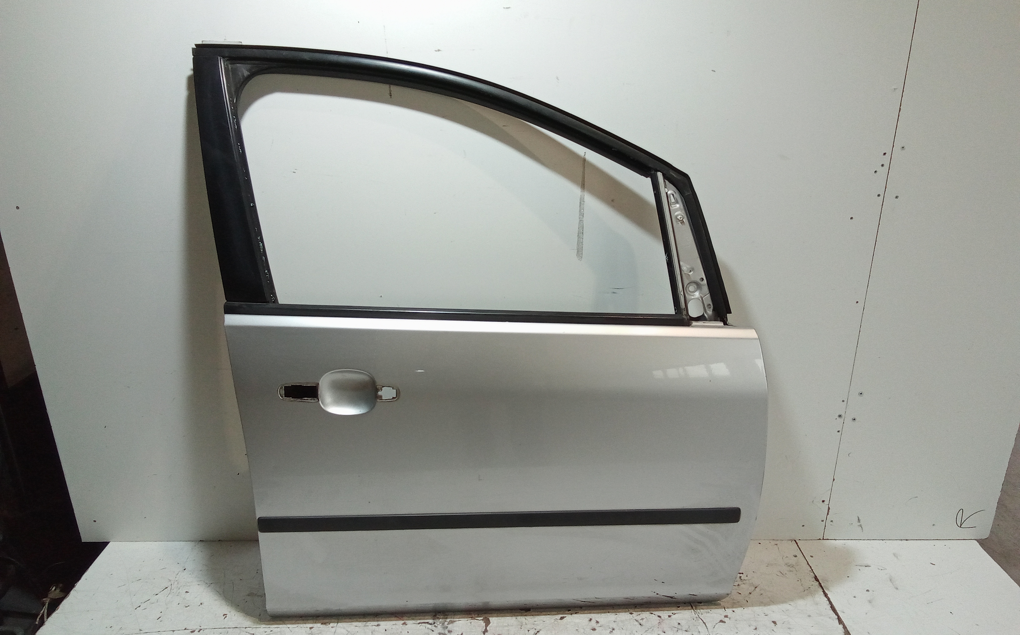 Porta Ant. Destro 1678023 Usato