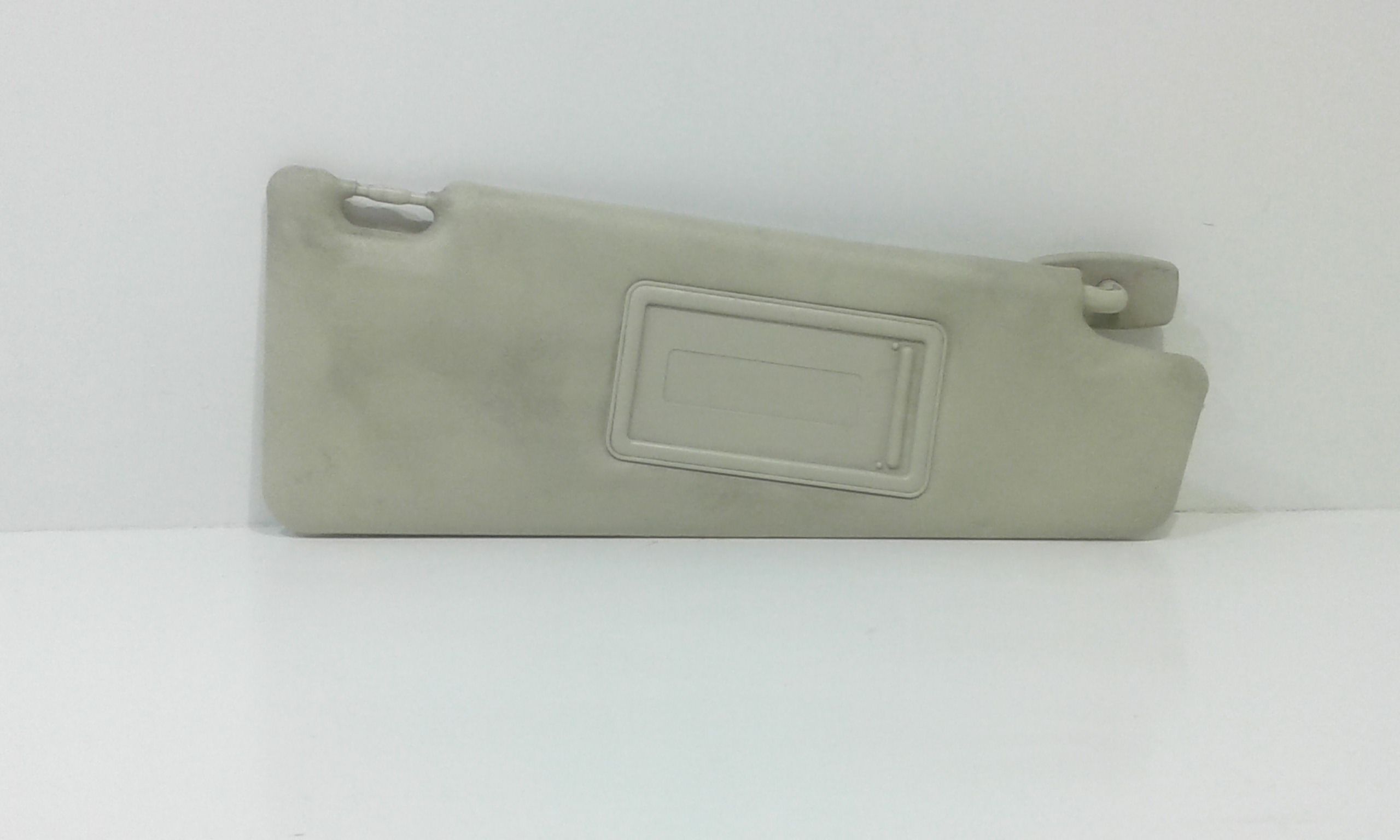 Aletta Parasole Parabrezza Destro 735383410 Usato