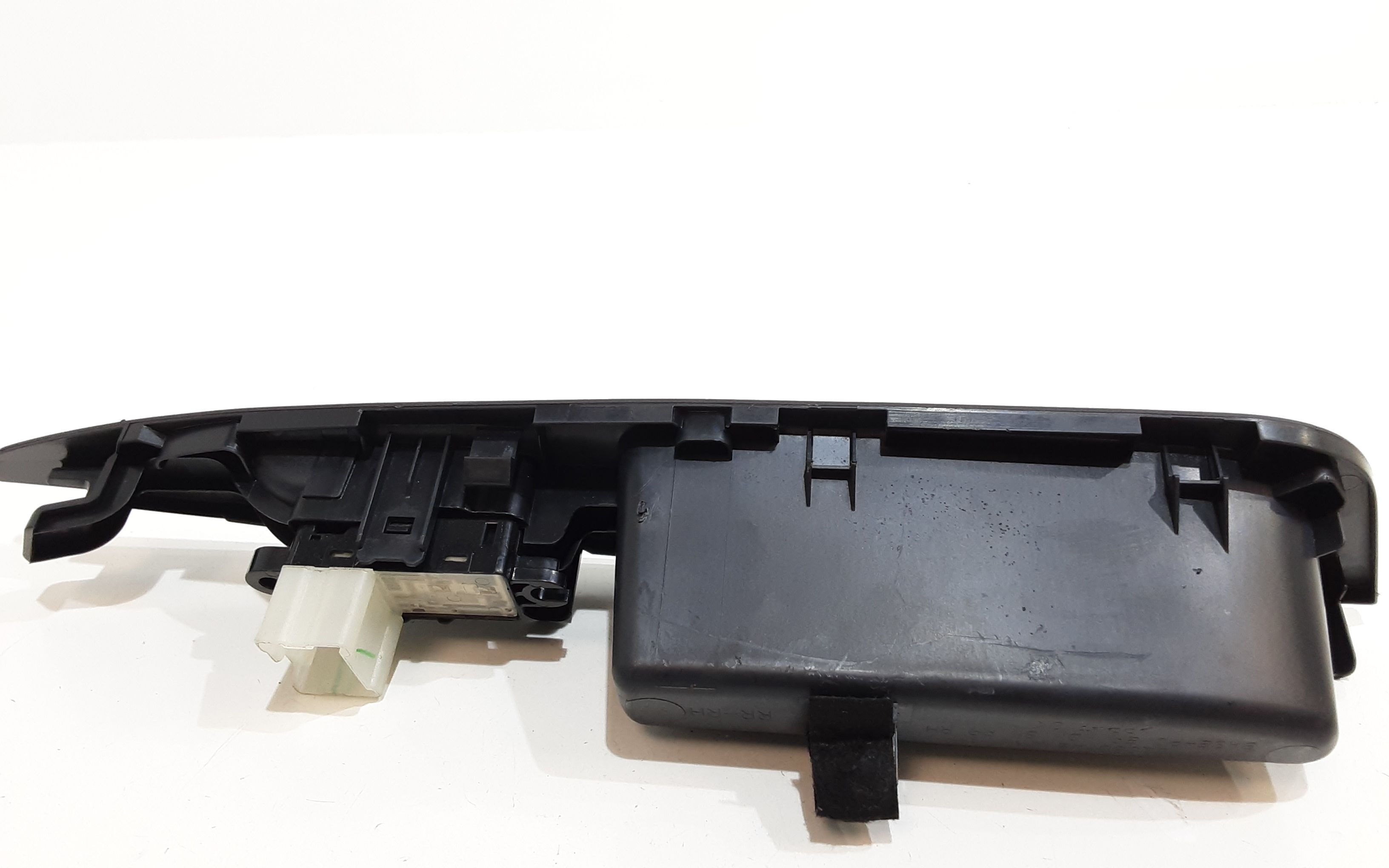 Interruttore Alzacristalli Porta Post. Destro 25411BR00A Usato