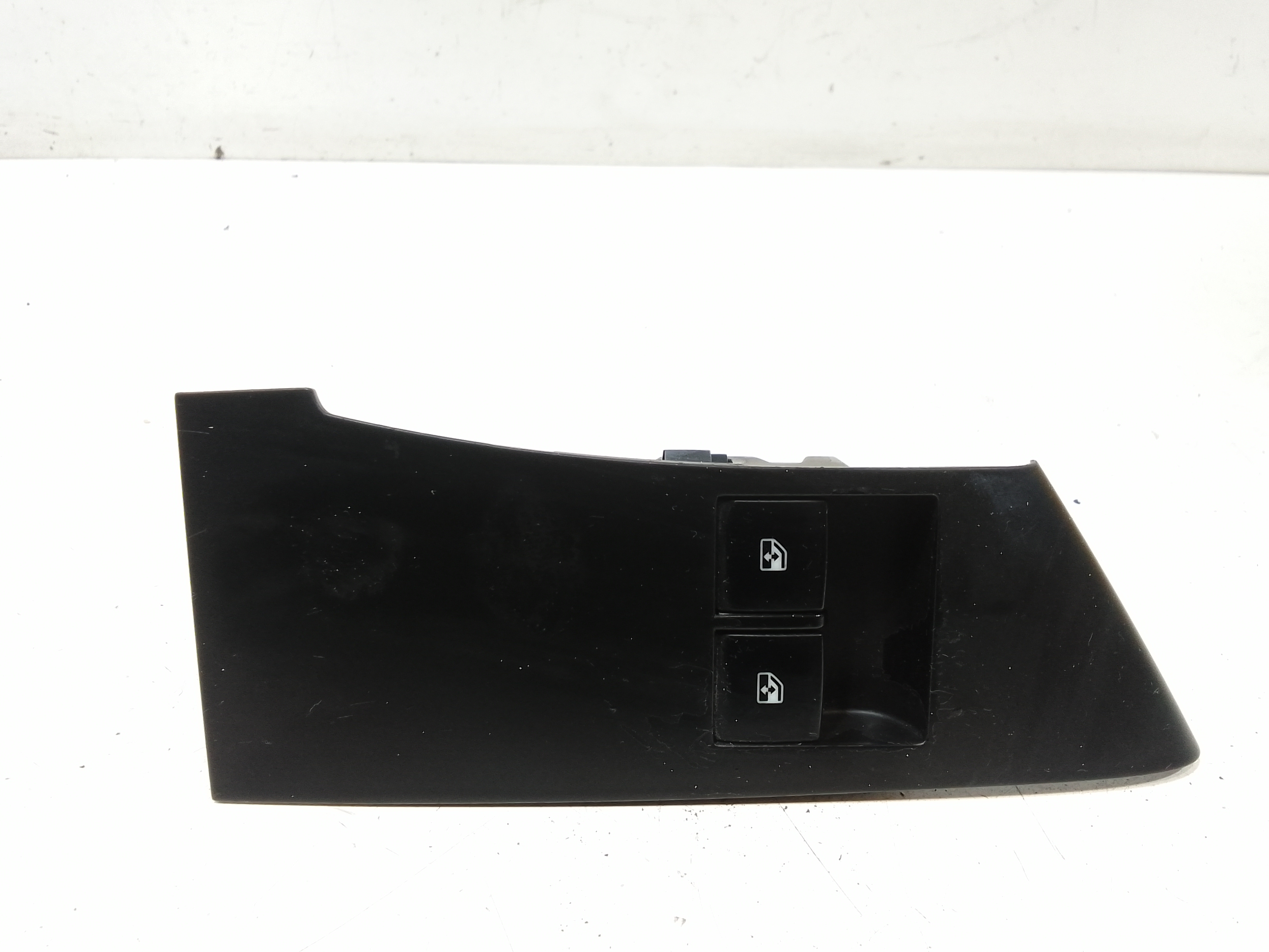 Interruttore Alzacristalli Porta Ant. Sinistro Usato