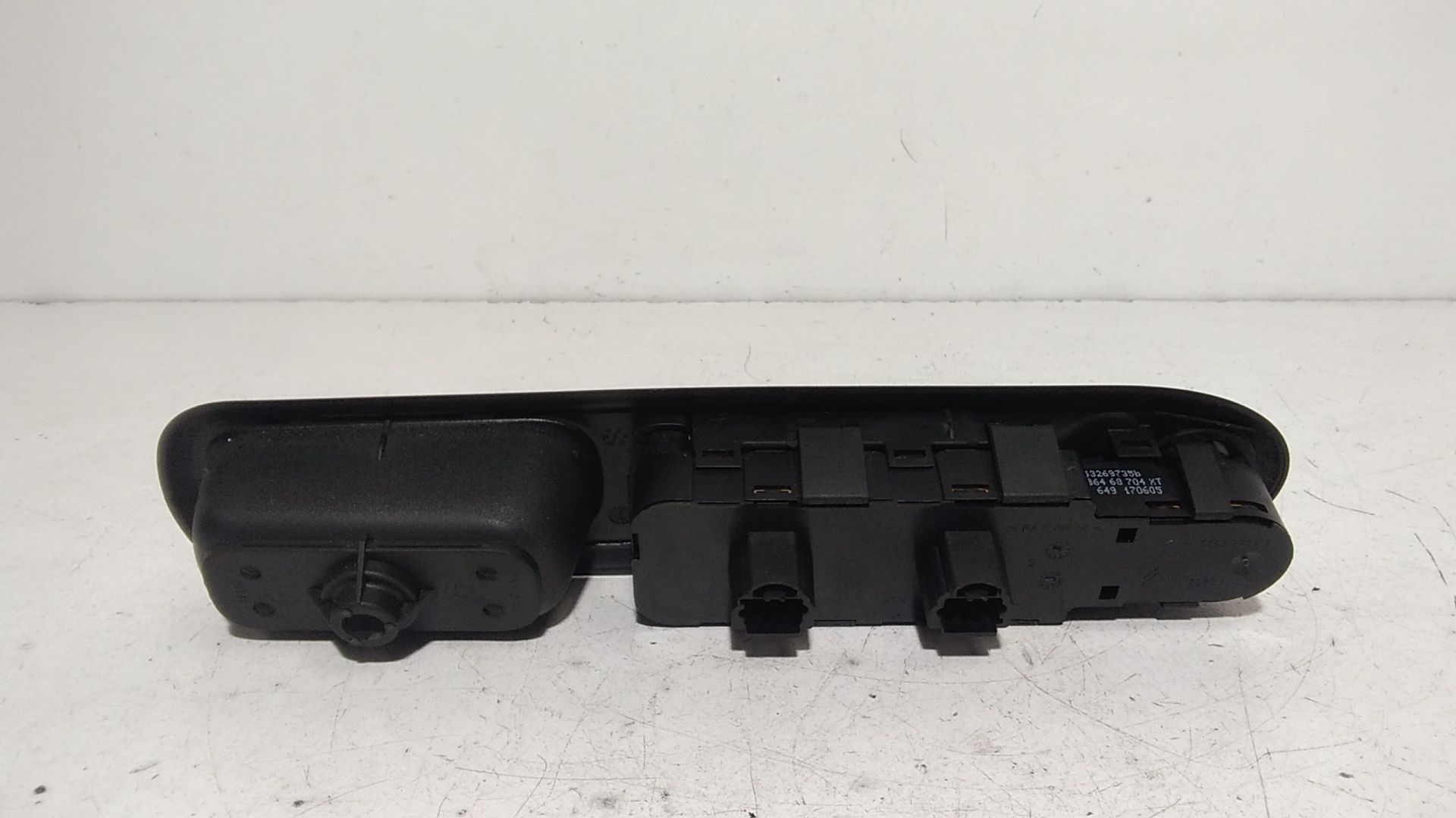 Interruttore Alzacristalli Porta Ant. Sinistro Usato