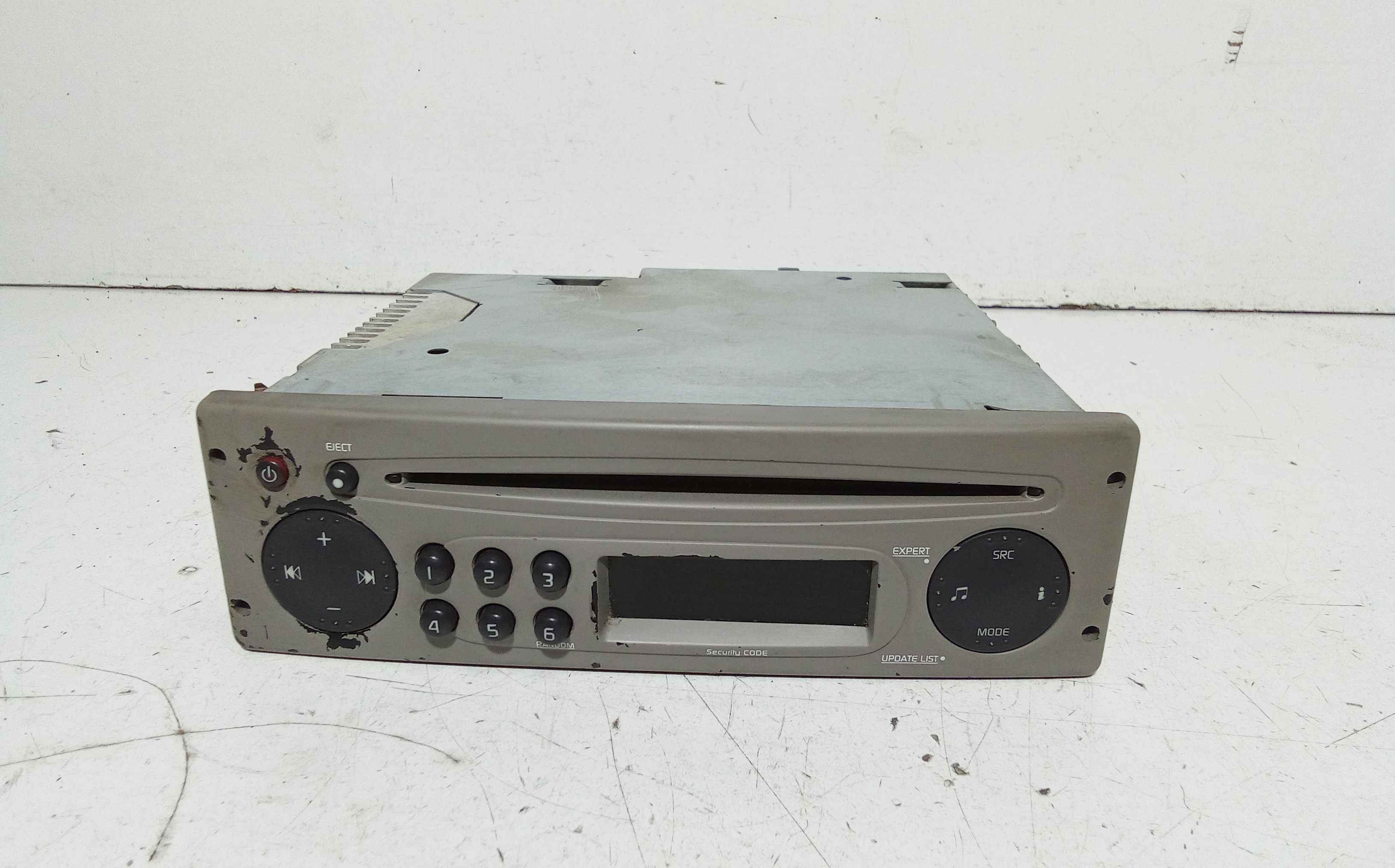 Autoradio 8200151980 Usato