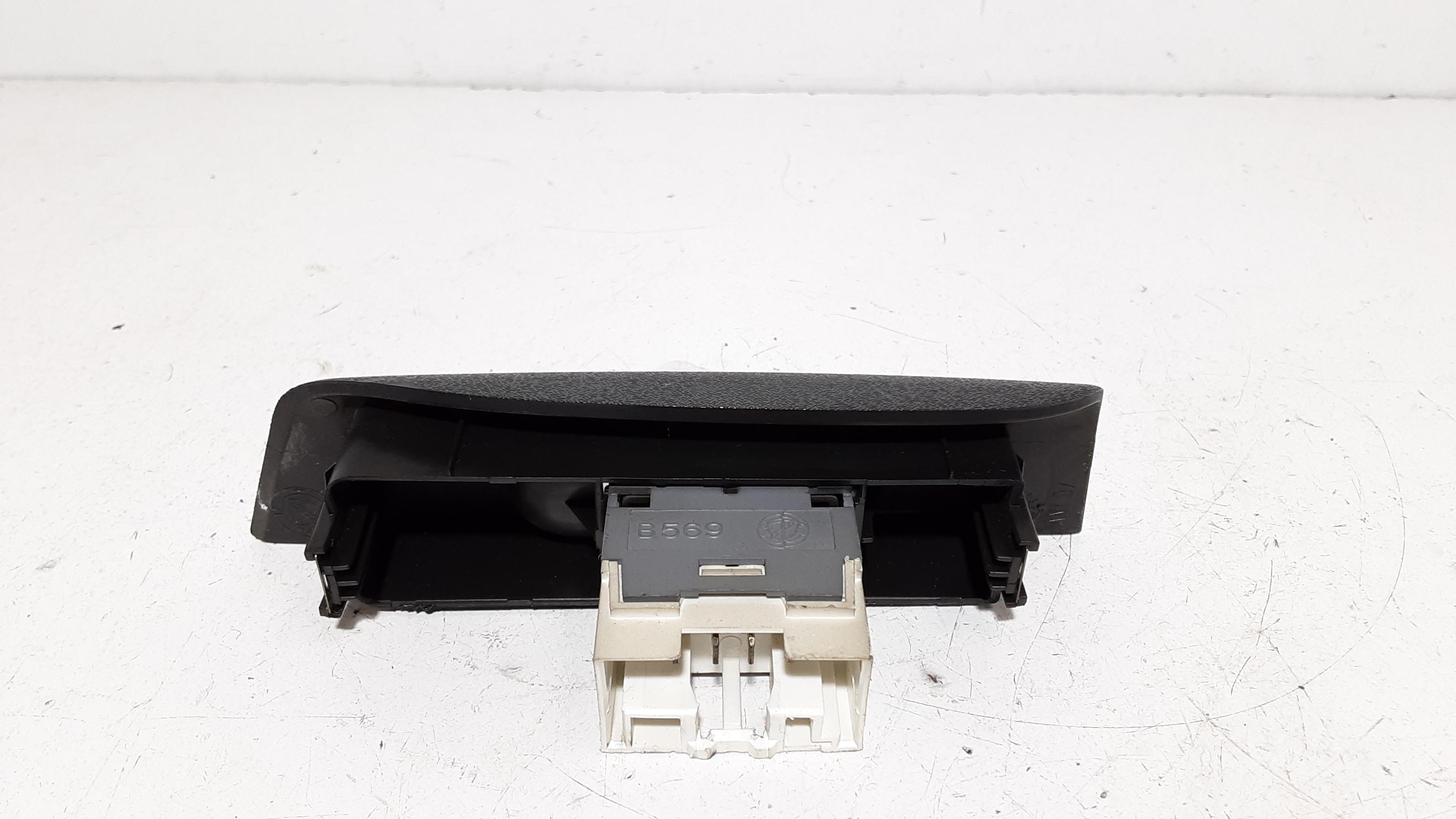 Interruttore Alzacristalli Porta Ant. Destro 735249911 Usato