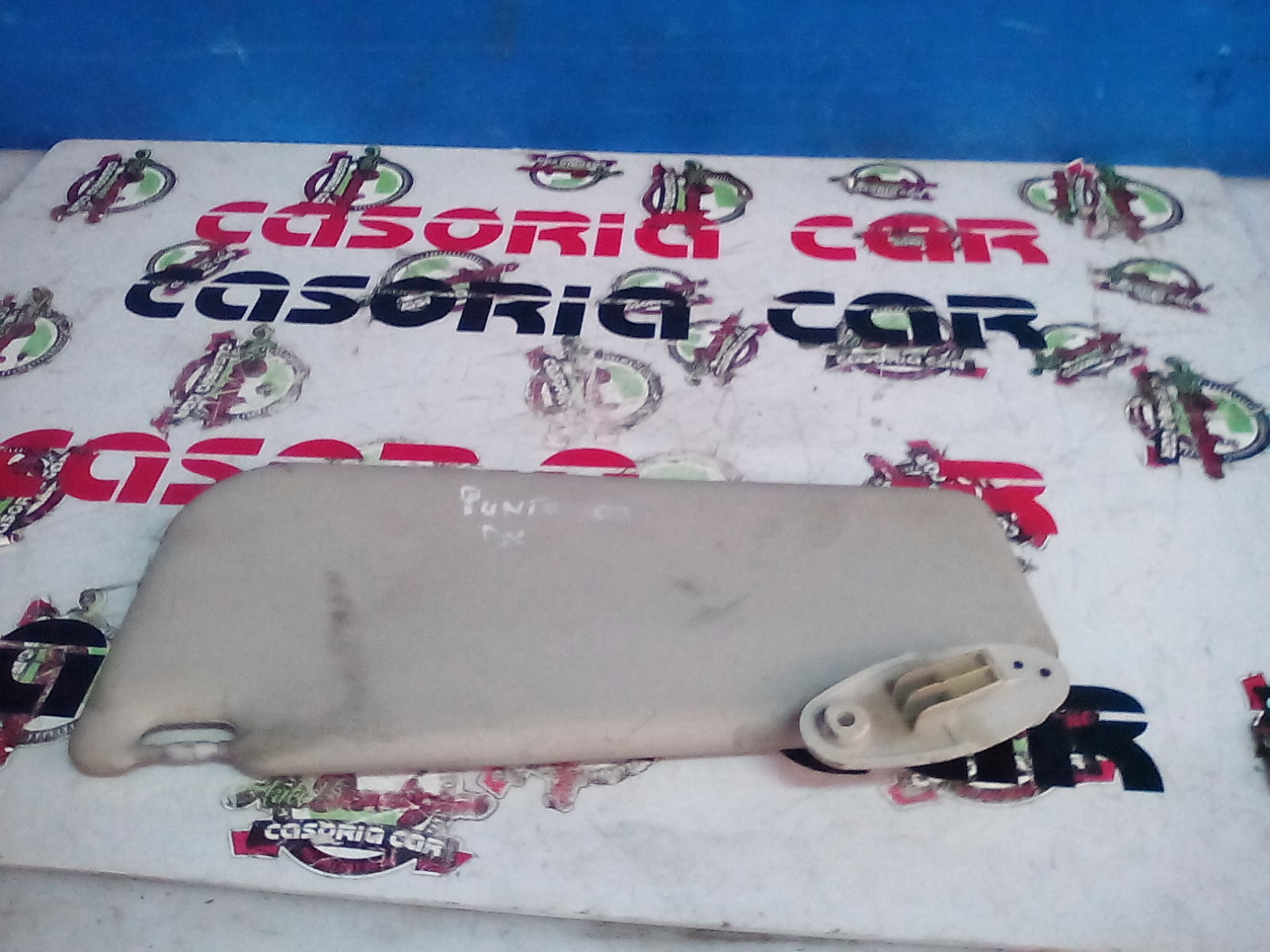 Aletta Parasole Parabrezza Destro 735338206 Usato