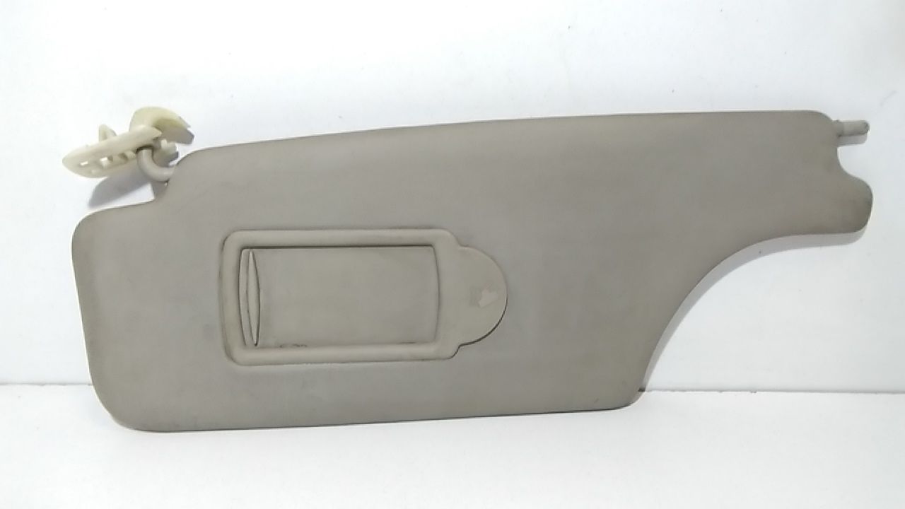 Aletta Parasole Parabrezza Sinistro 8200329035 Usato