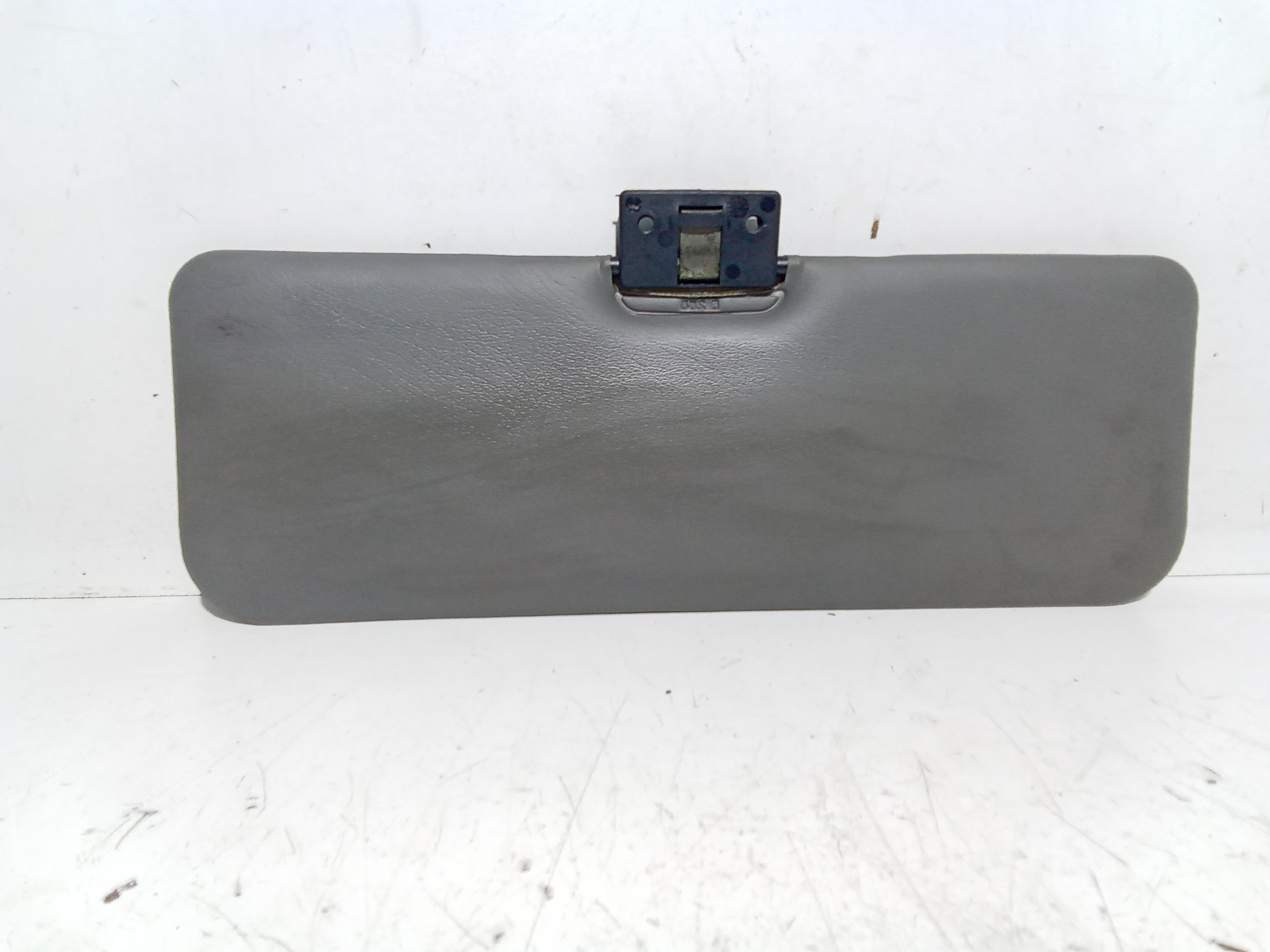 Aletta Parasole Parabrezza Sinistro 182427480 Usato