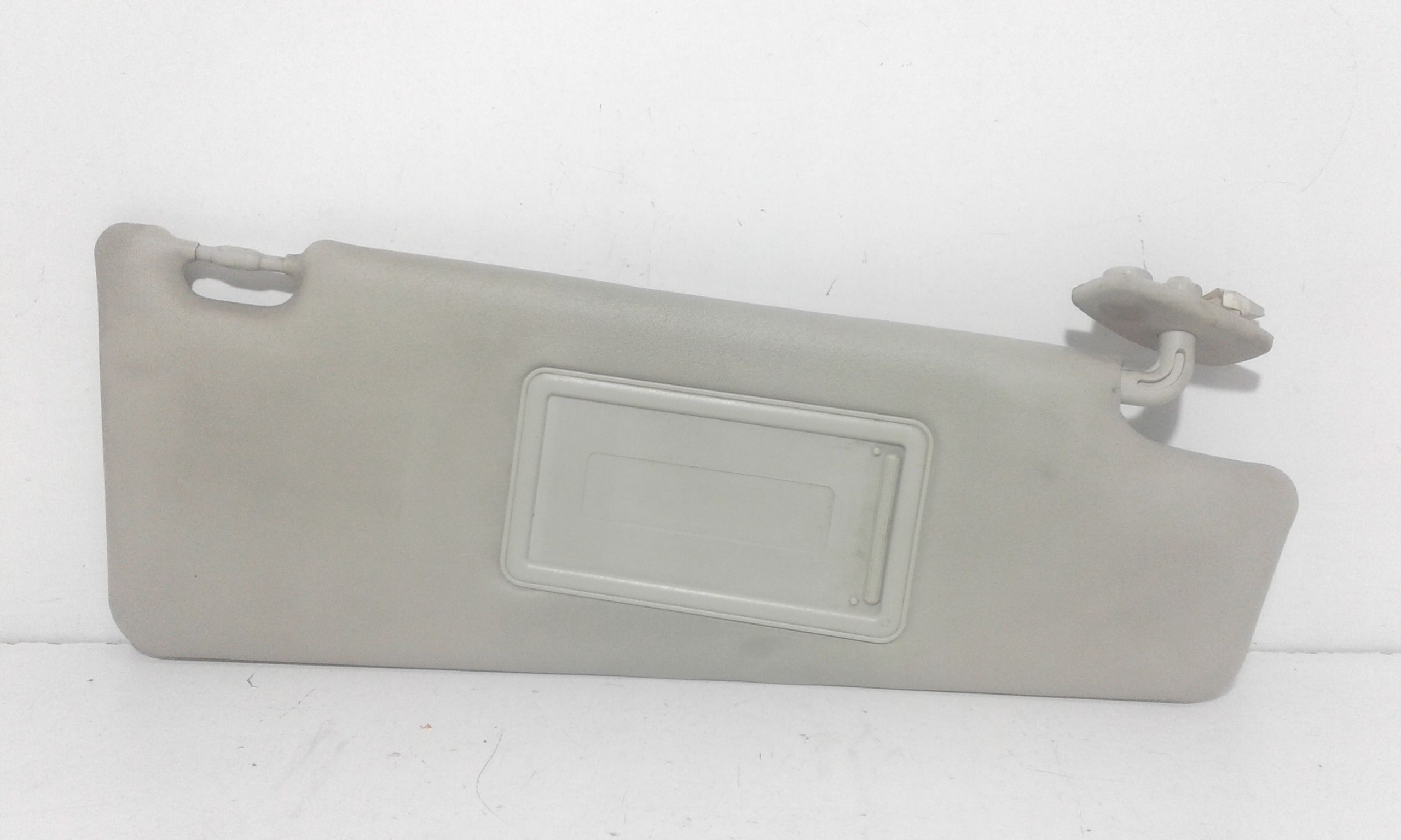 Aletta Parasole Parabrezza Destro 735361684 Usato