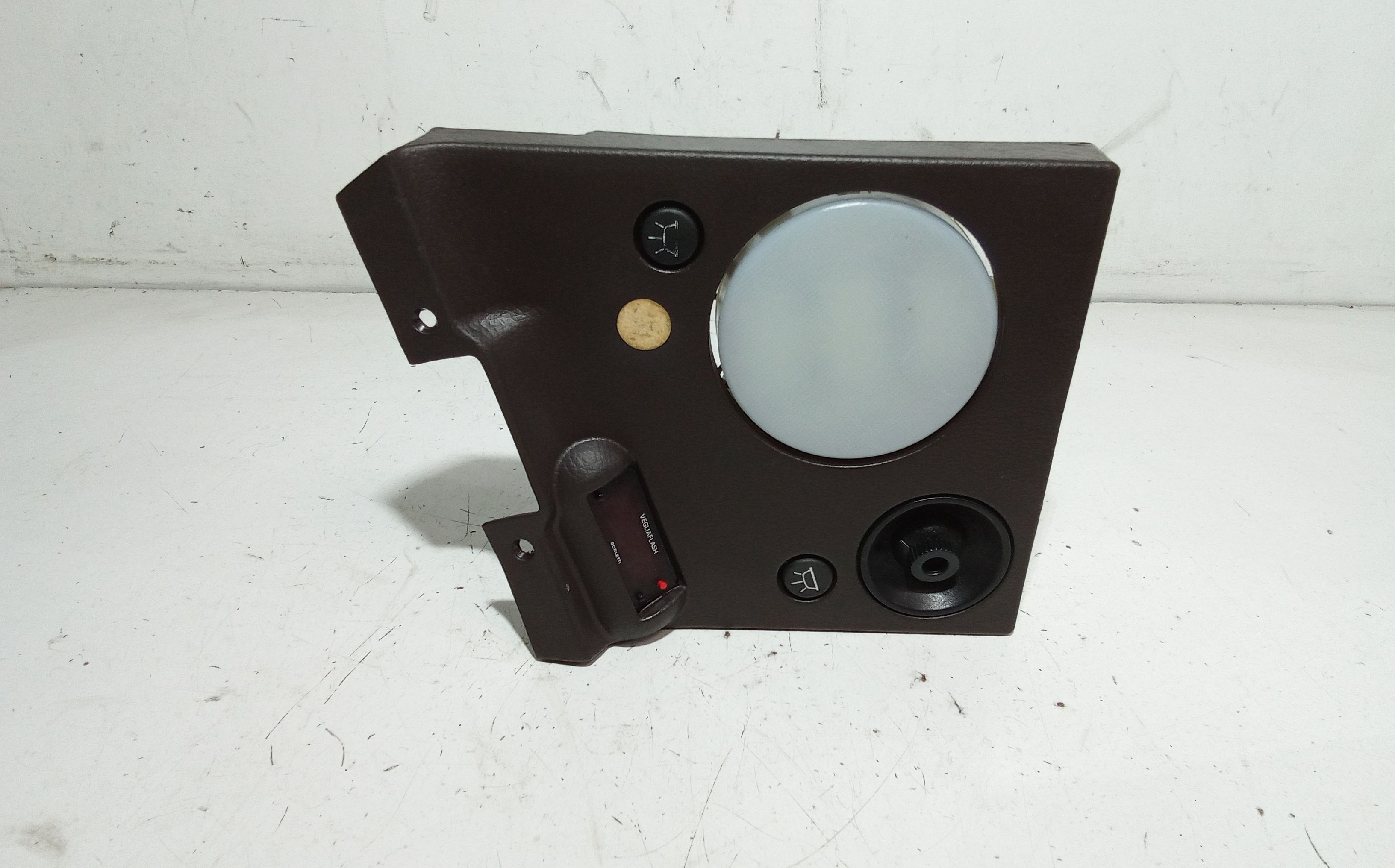 Luce Cortesia Ant. Tetto Usato