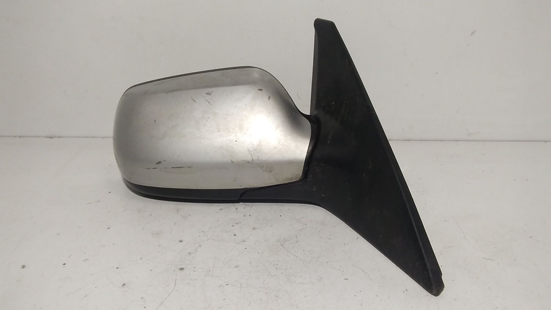 Retrovisore Est. Destro BP4K69120L Usato