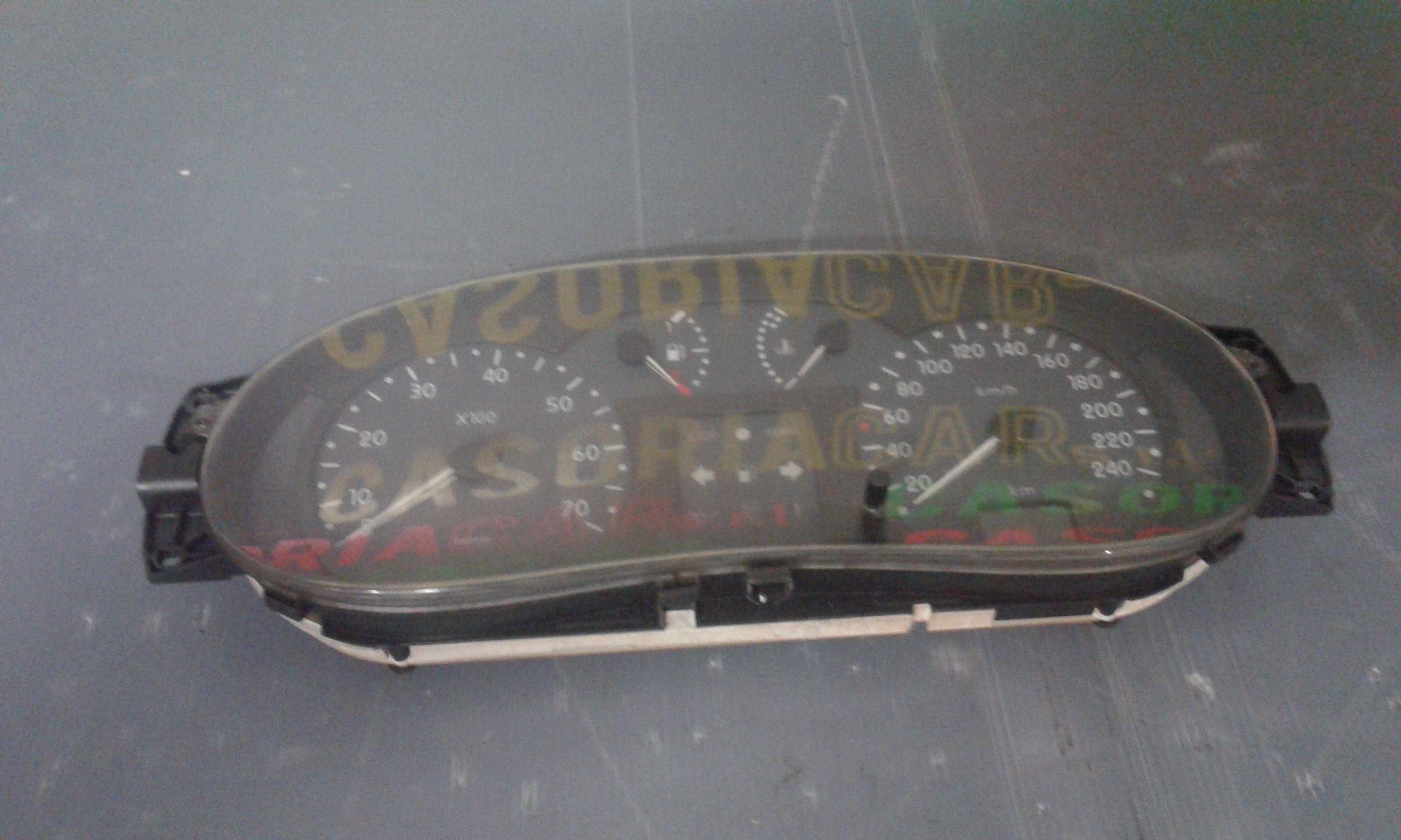 Quadro Portastrumenti Usato