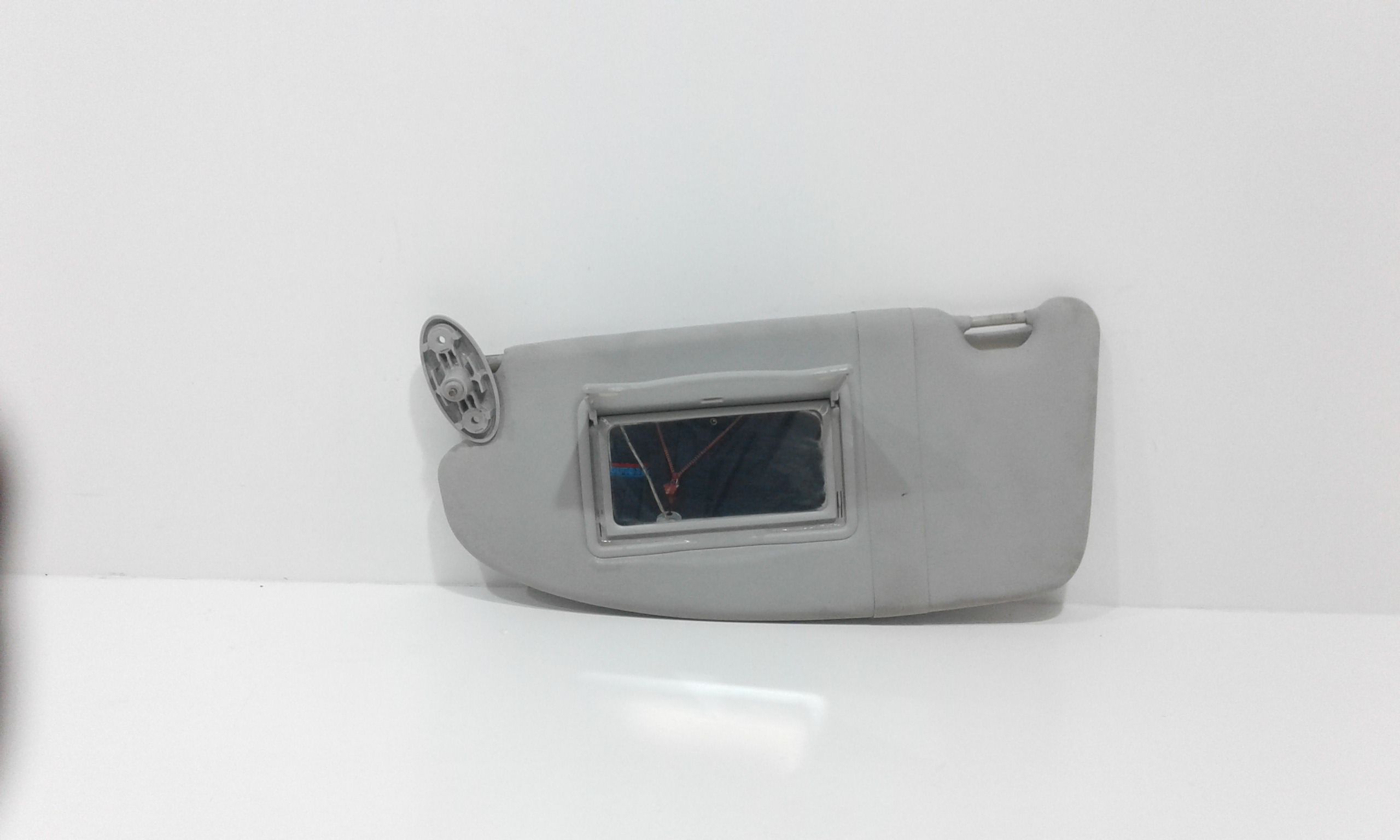 Aletta Parasole Parabrezza Sinistro 1700319 Usato