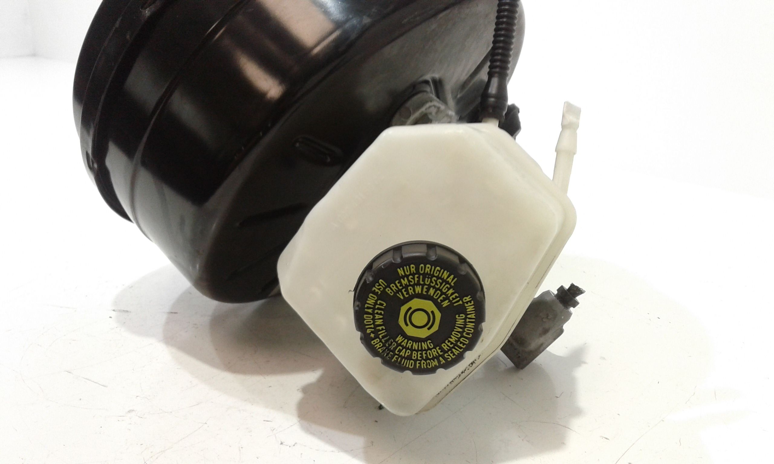 Servofreno A0004311927 Usato