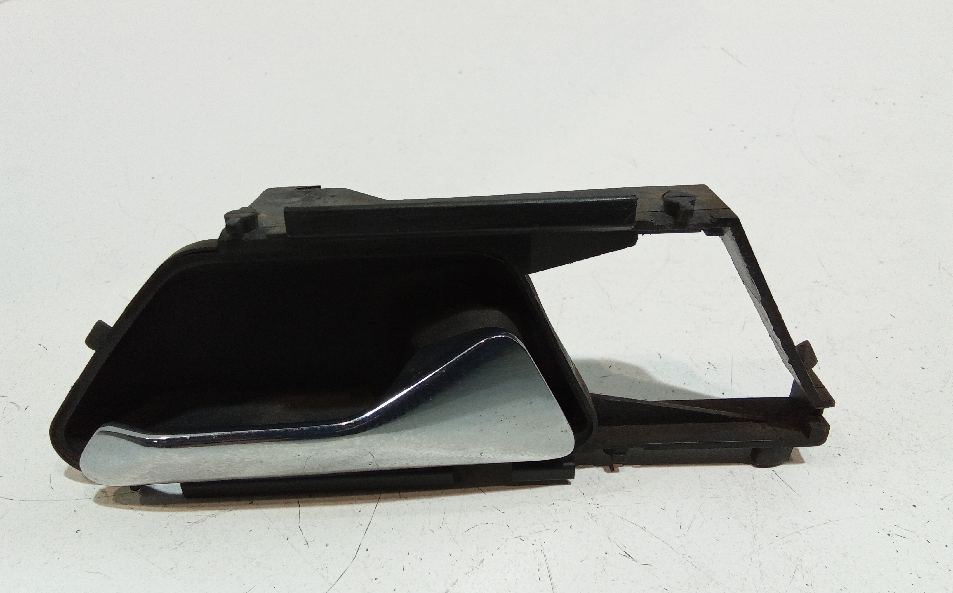 Maniglia Int. Apertura Porta Post. Destro Usato