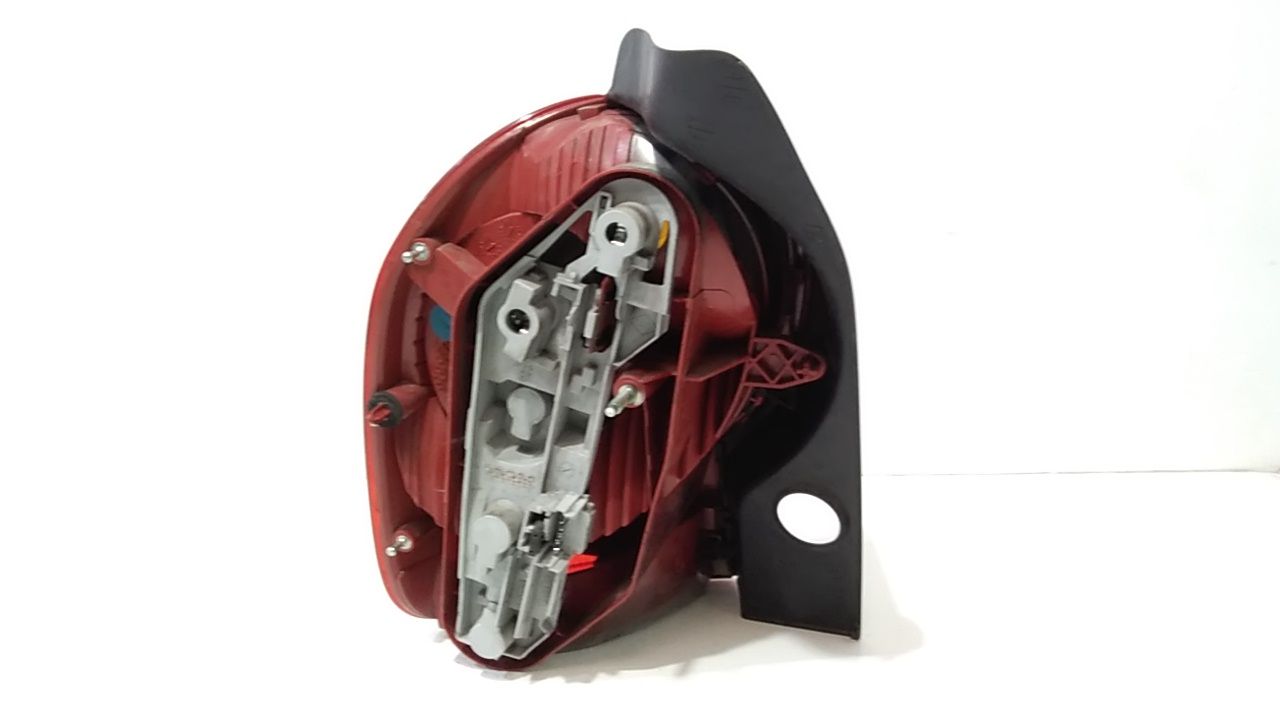 Fanale Post. Destro 8200538785 Usato