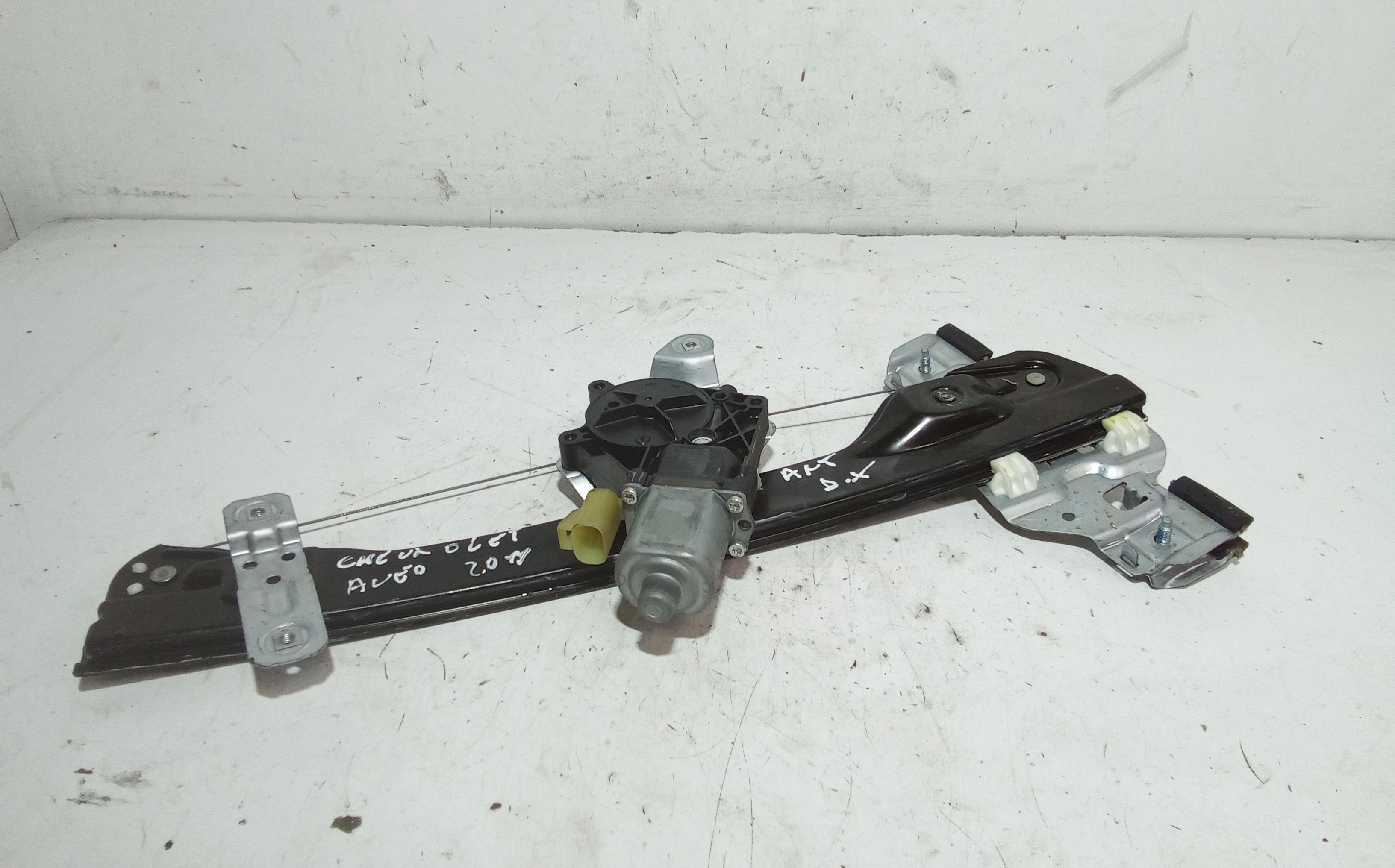 Alzacristallo Porta Ant. Destro Usato