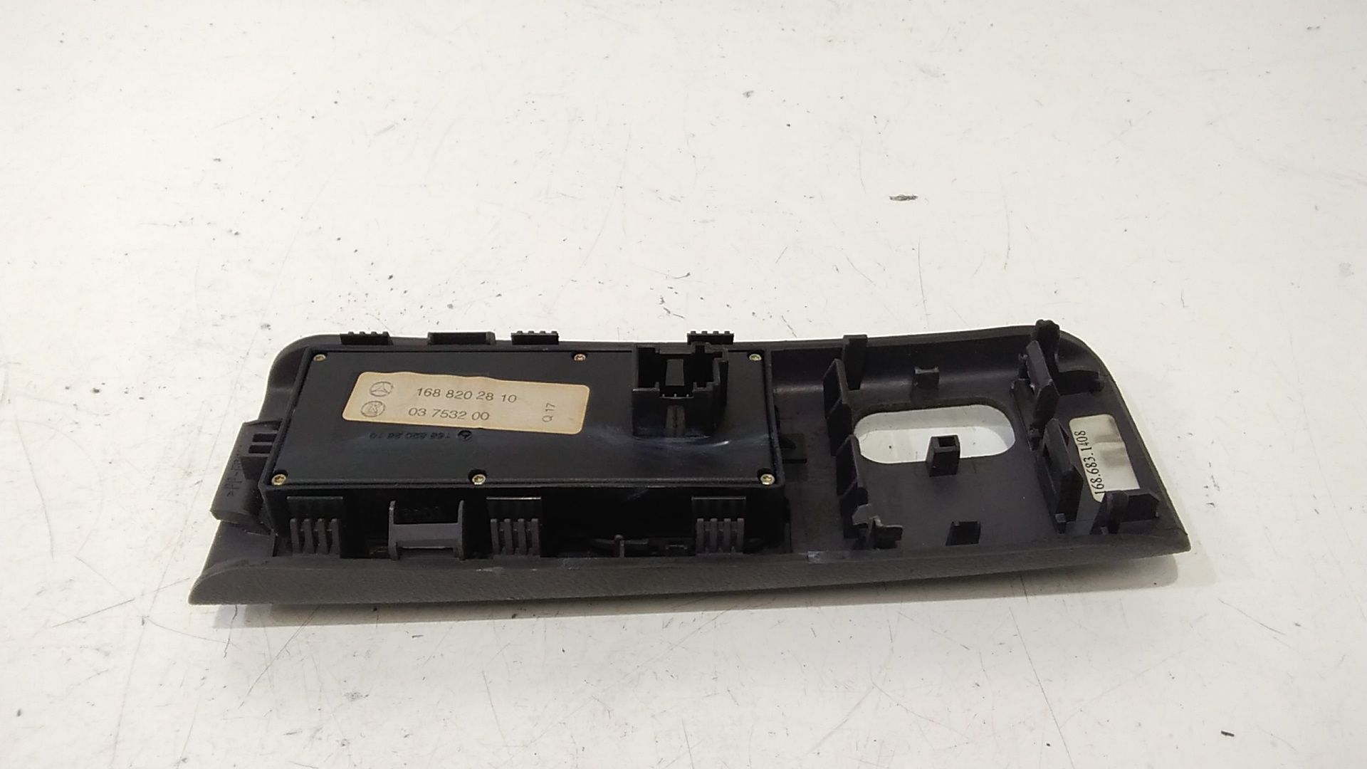 Interruttore Alzacristalli Porta Ant. Sinistro Usato