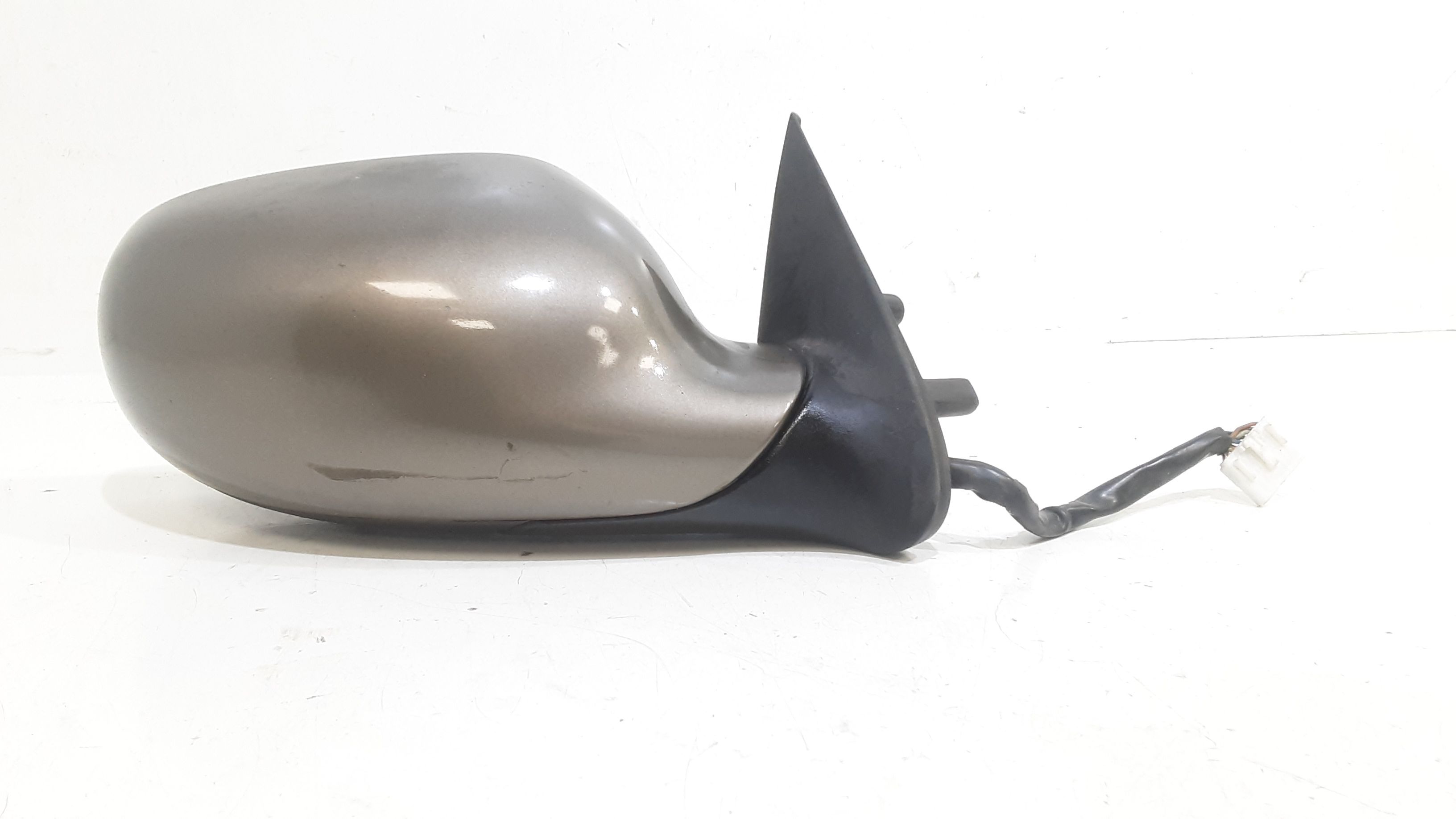 Retrovisore Est. Destro Usato