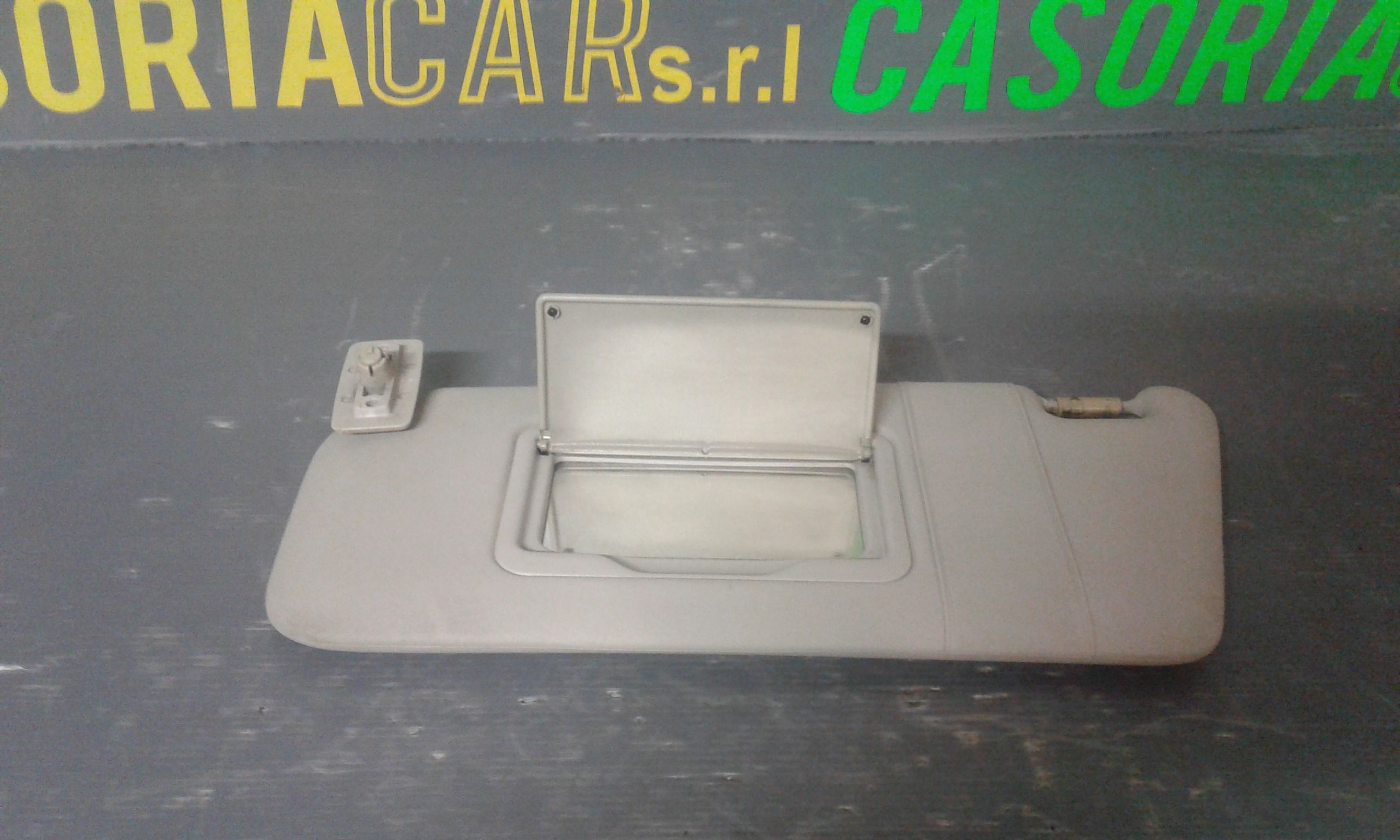 Aletta Parasole Parabrezza Sinistro Usato