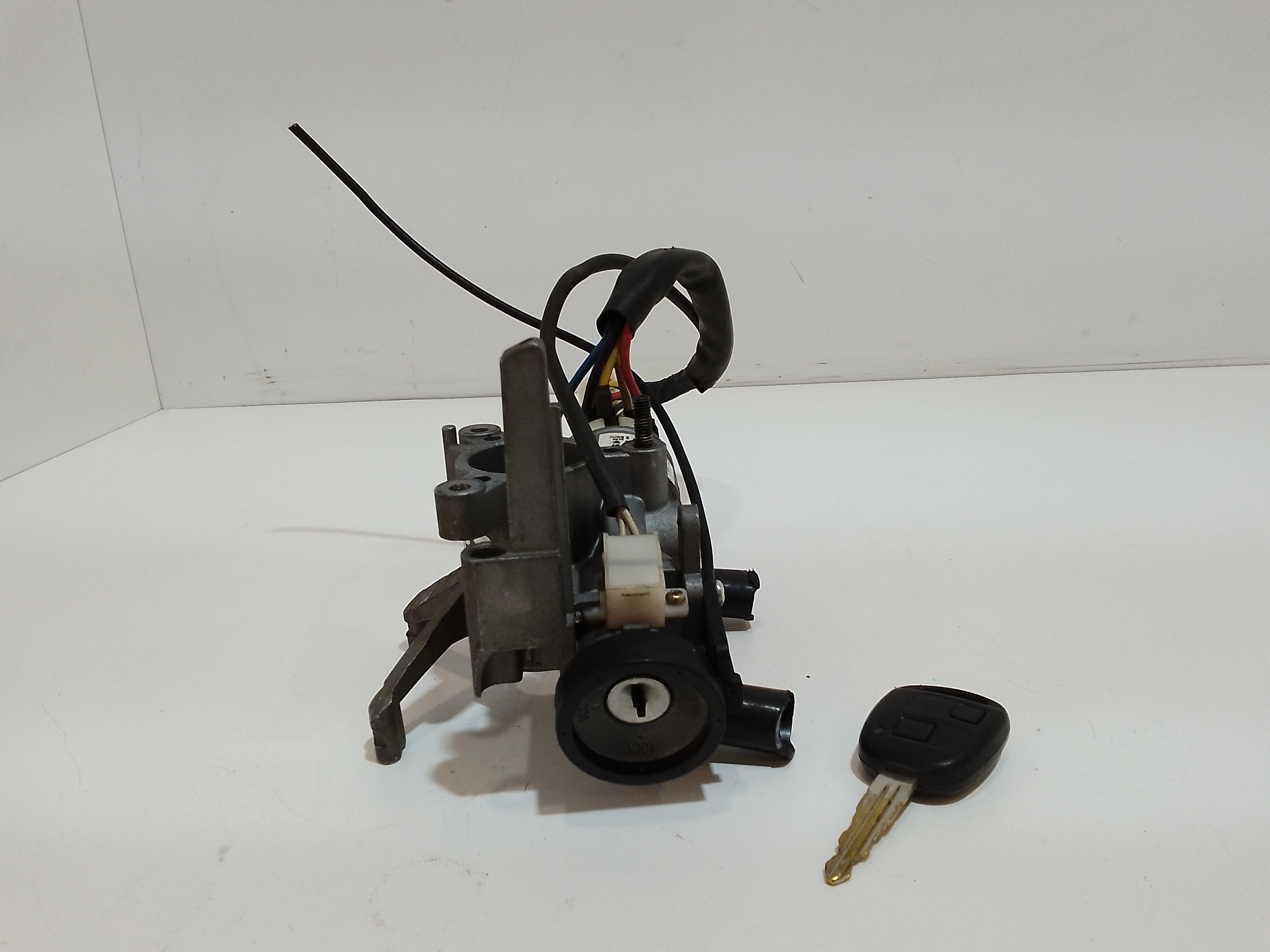 Commutatore Avviamento Con Cilindretti Serrature Usato