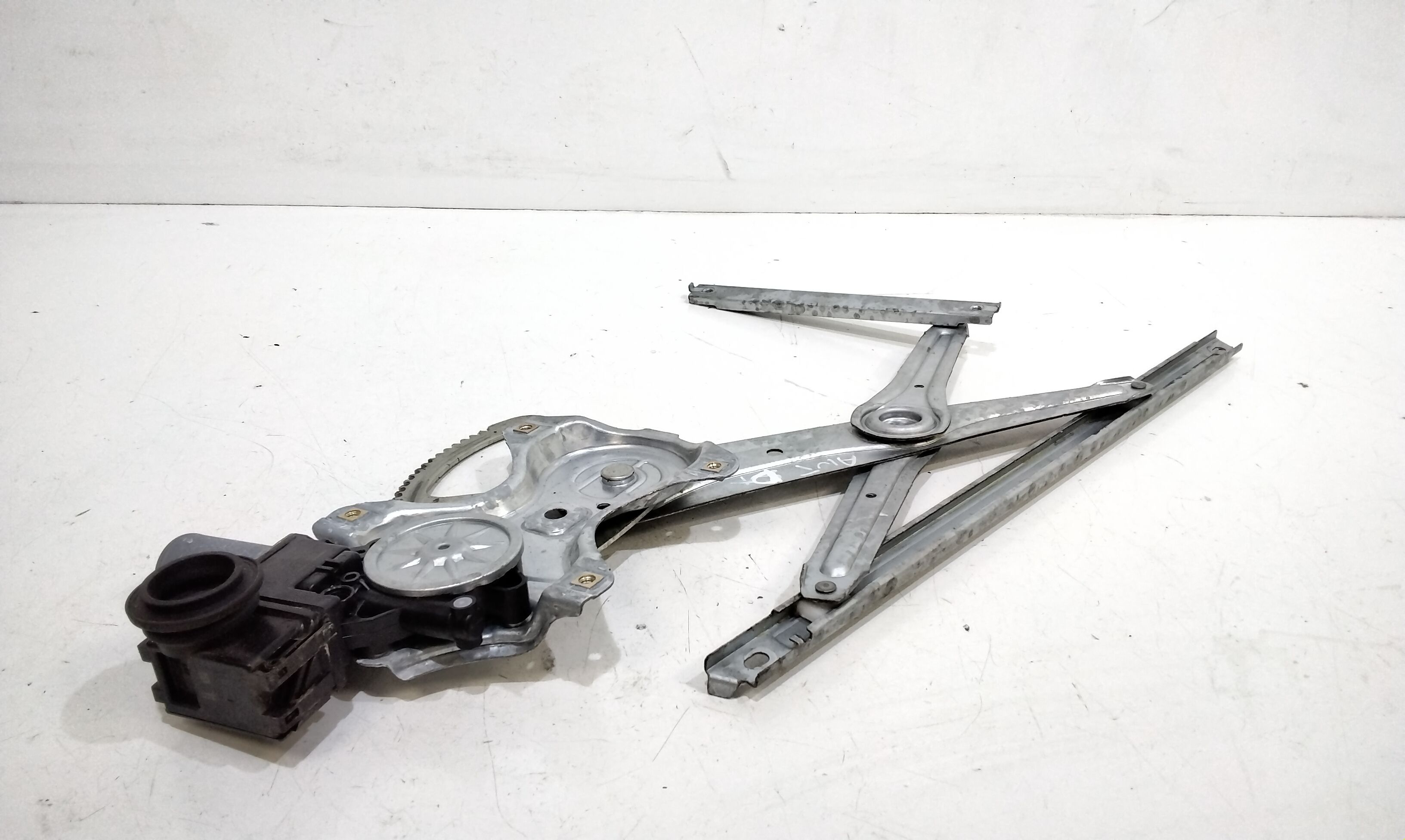 Alzacristallo Porta Ant. Destro Usato