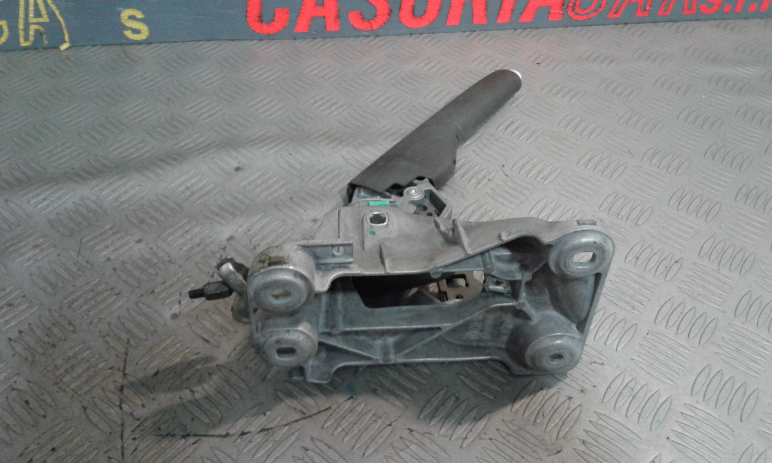 Leva Freno Stazionamento 1K0711303P3Q7 Usato