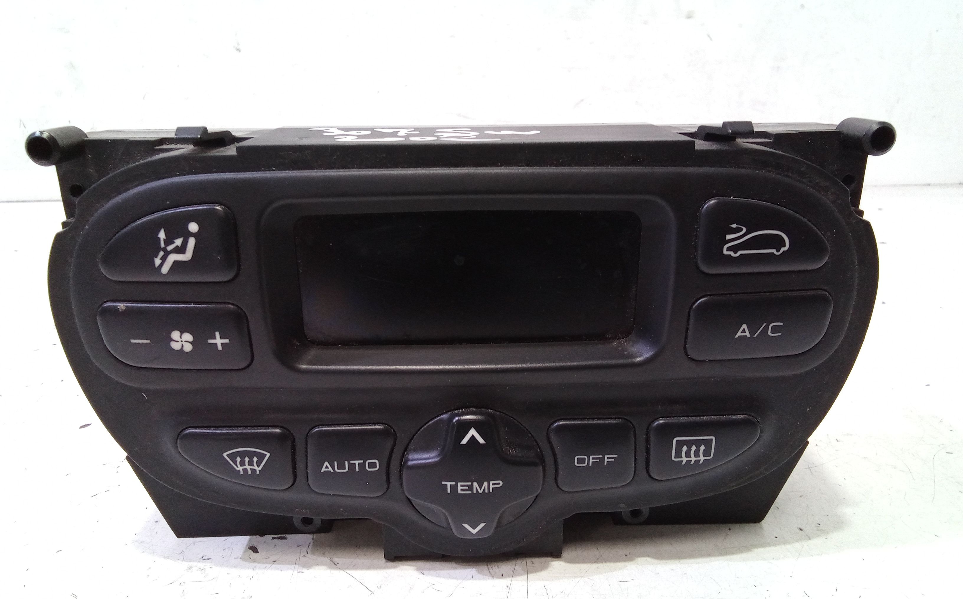 Blocco Comando Climatizzazione 6451JP Usato