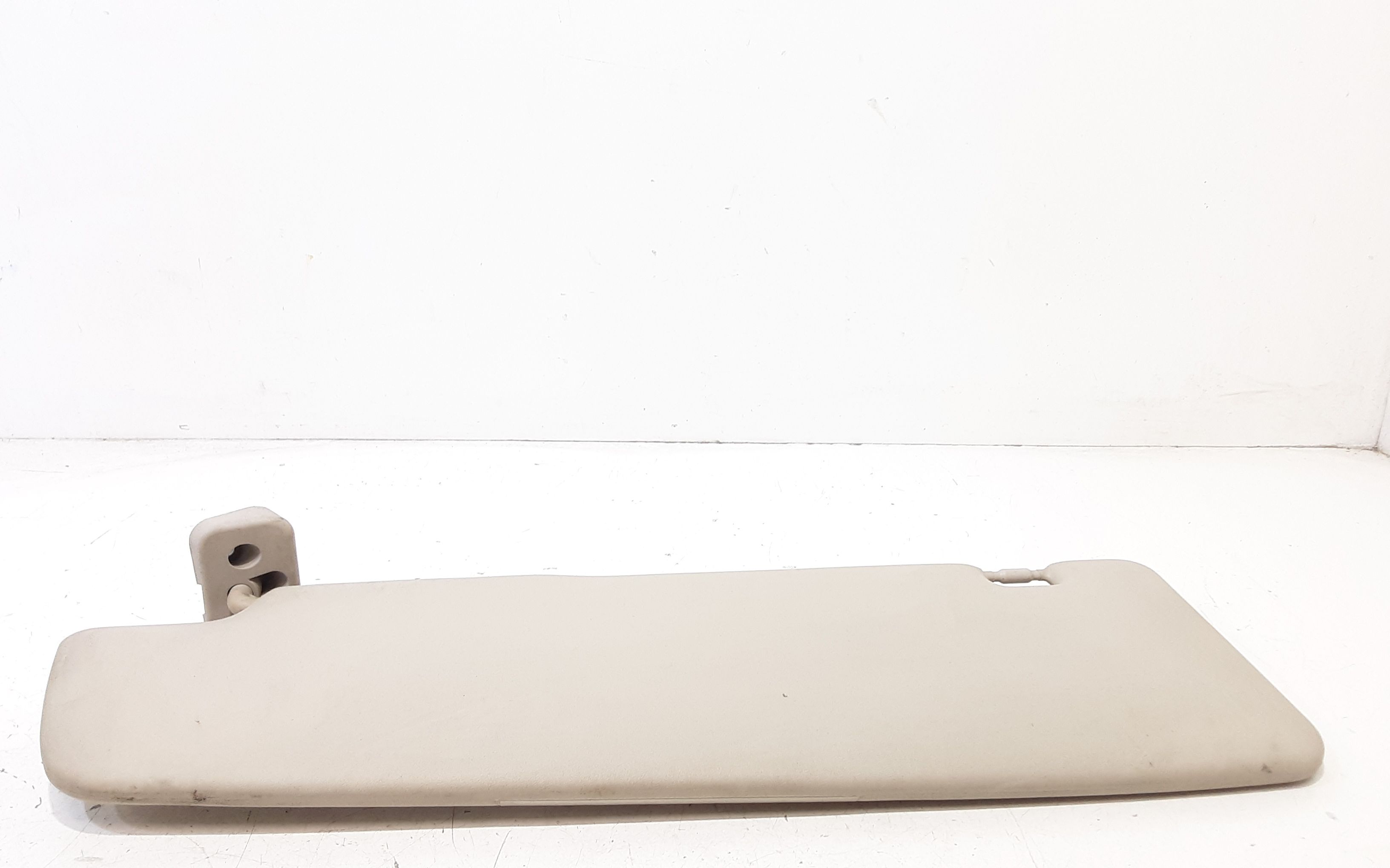 Aletta Parasole Parabrezza Destro 1612107580 Usato