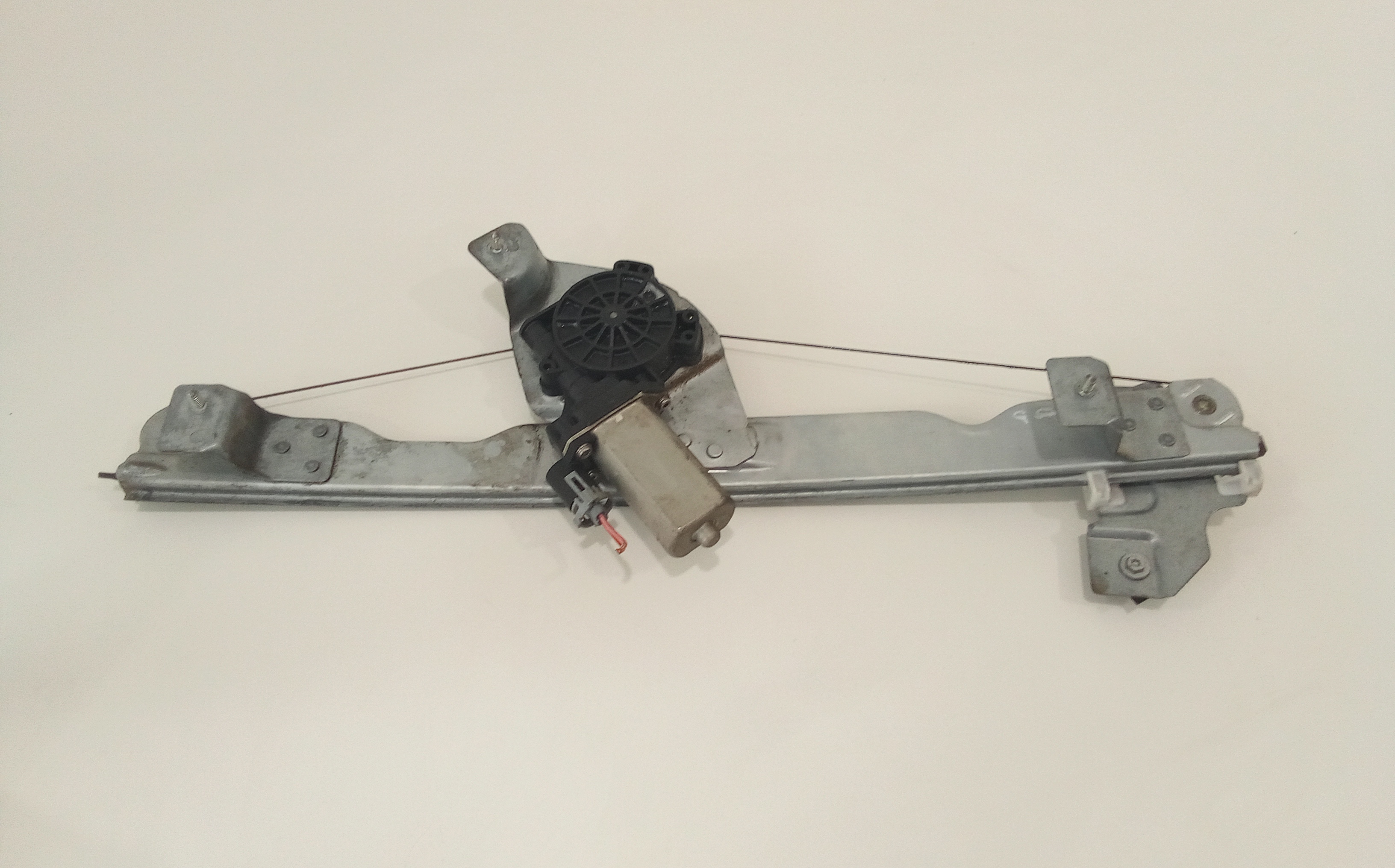 Alzacristallo Porta Ant. Destro 8200733825 Usato