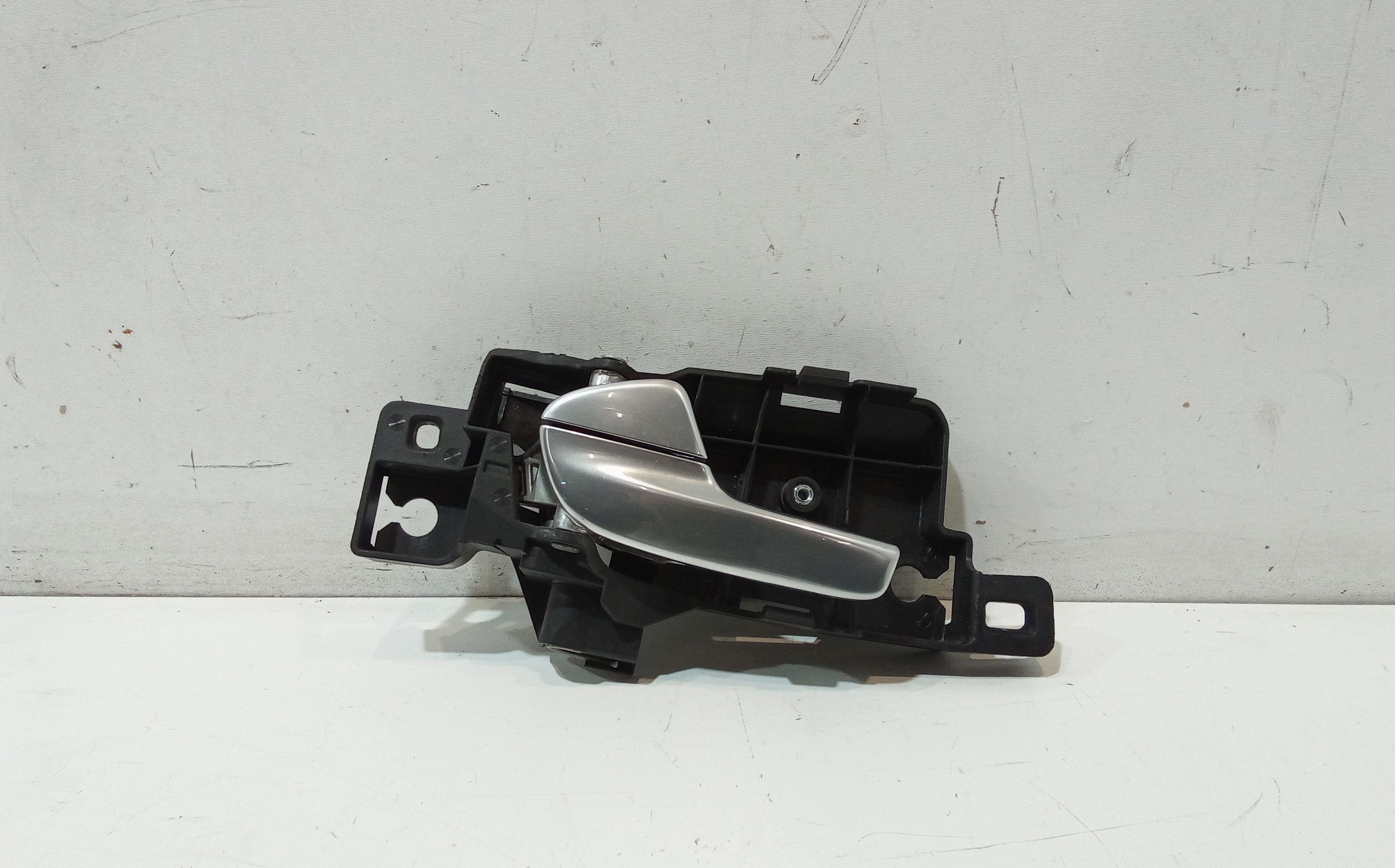 Maniglia Int. Apertura Porta Ant. Sinistro 1701550 Usato