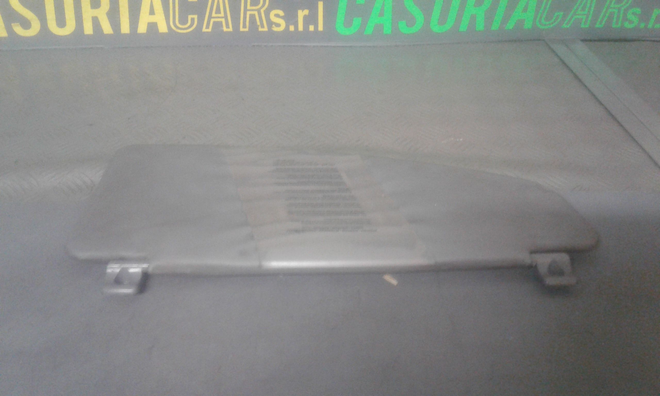 Aletta Parasole Parabrezza Sinistro 735294018 Usato