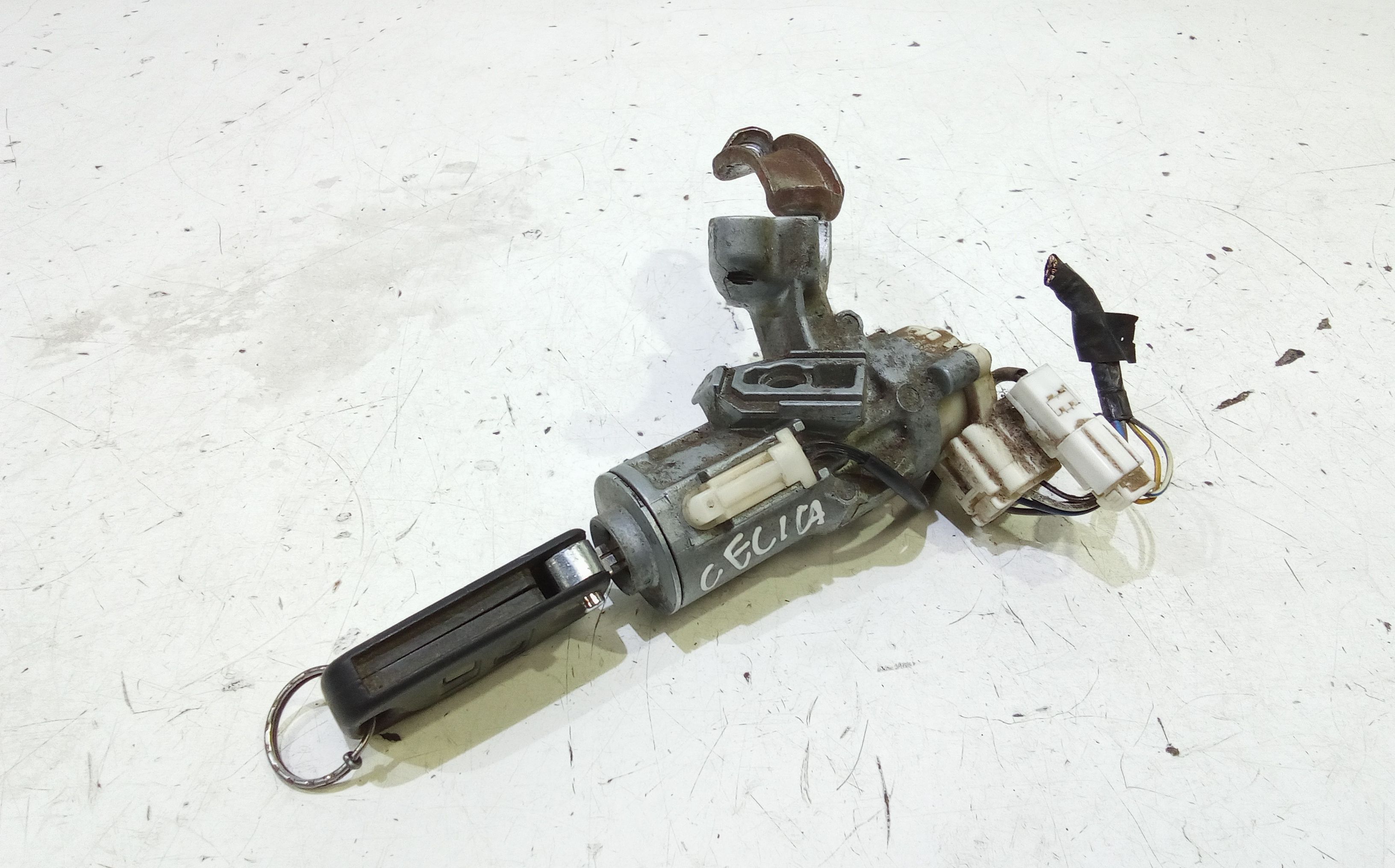 Commutatore Avviamento Con Cilindretti Serrature Usato