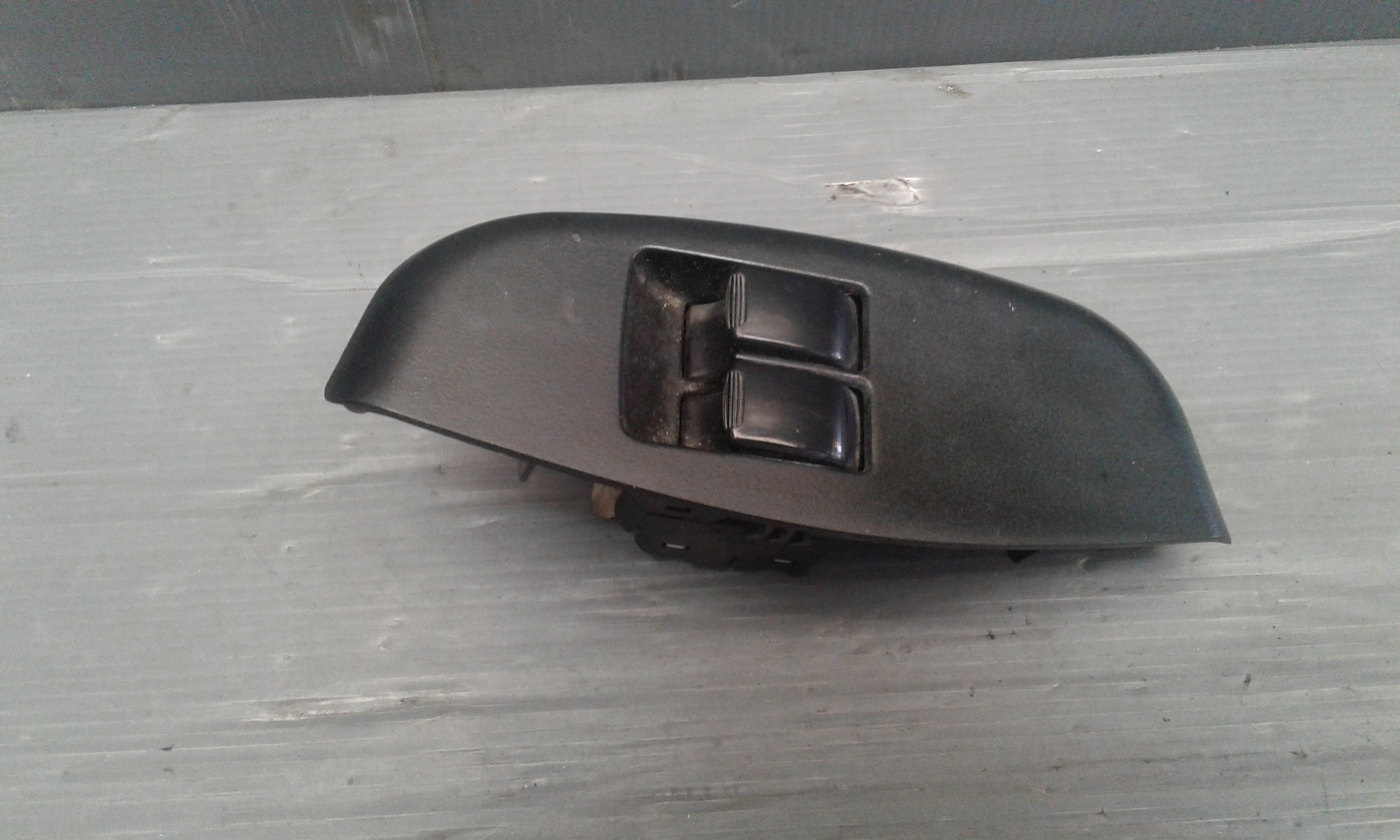 Interruttore Alzacristalli Porta Ant. Sinistro Usato