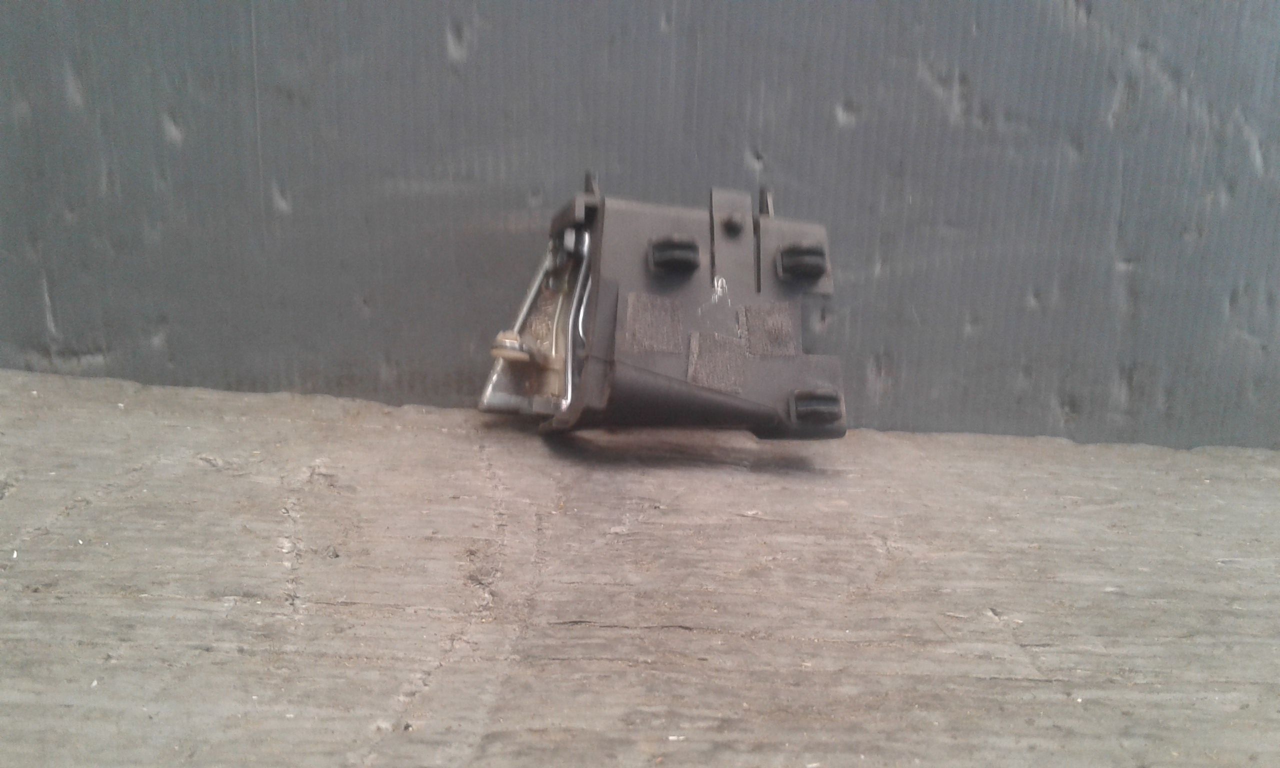 Maniglia Int. Apertura Porta Ant. Destro Usato