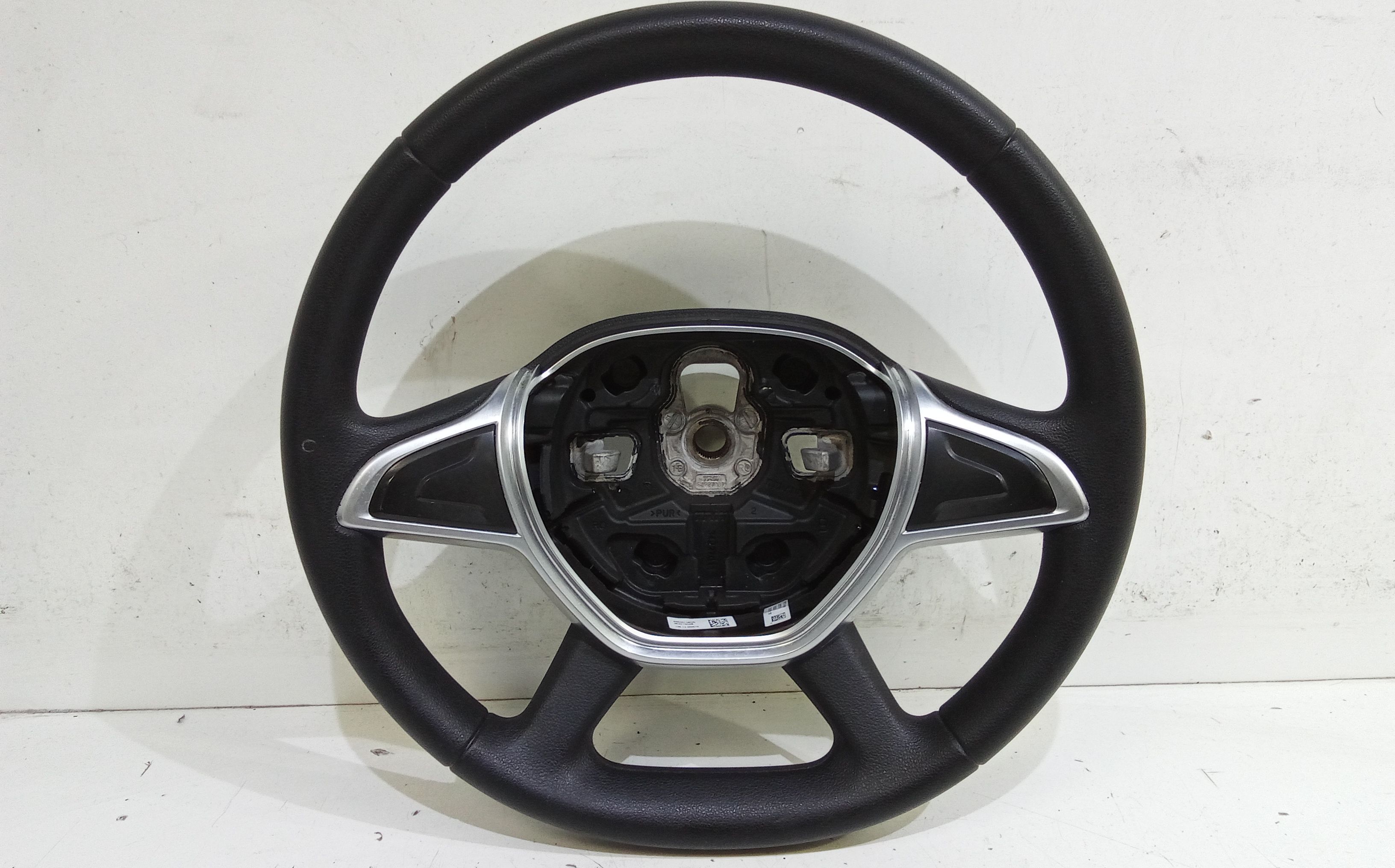 Volante 484007378R Usato