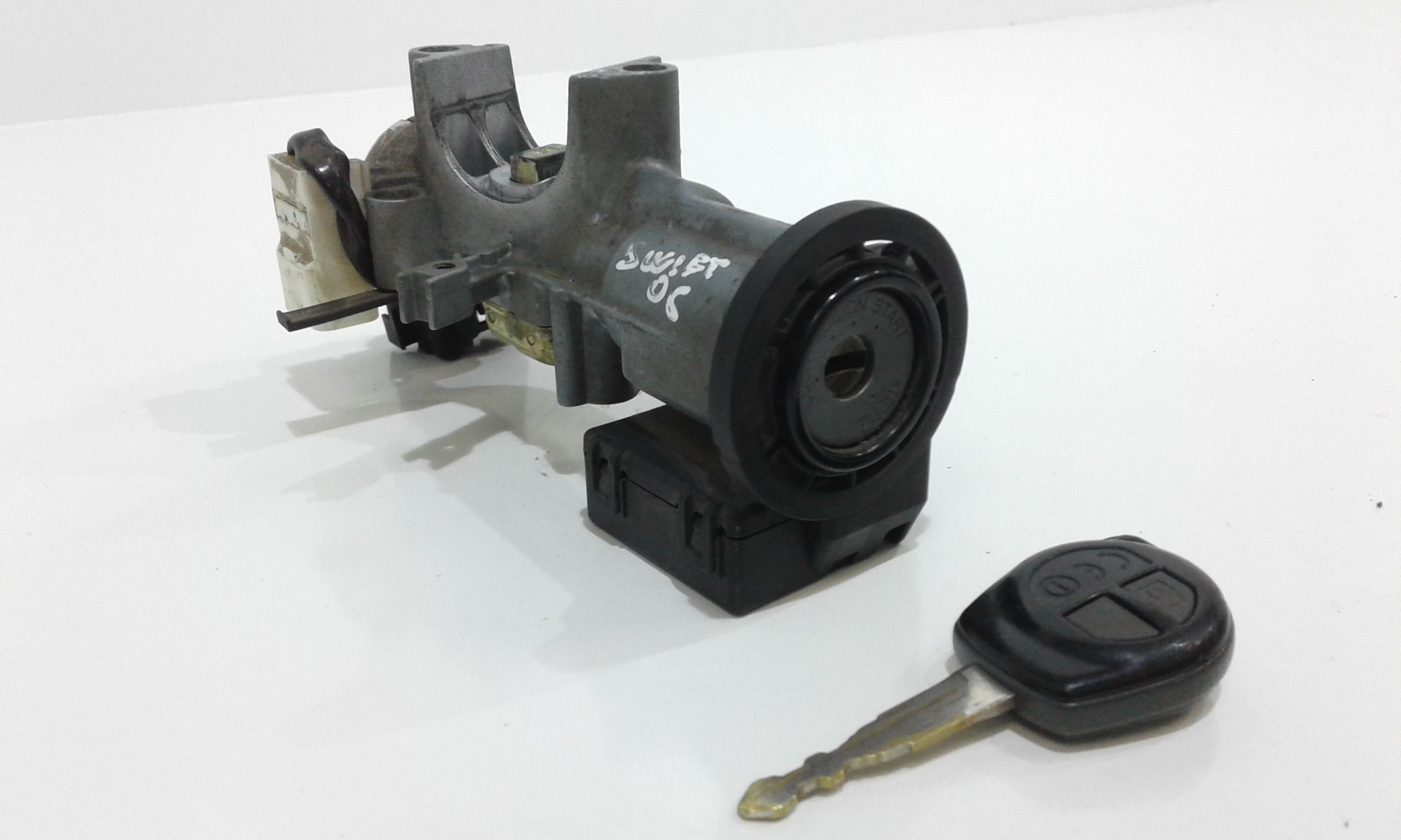 Commutatore Avviamento Con Cilindretti Serrature Usato